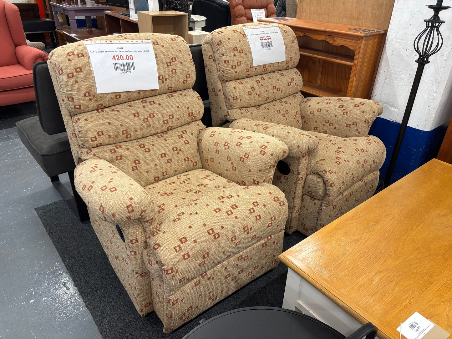 2+1+1 cream and wine mix fabric recliner sofa suite  43422