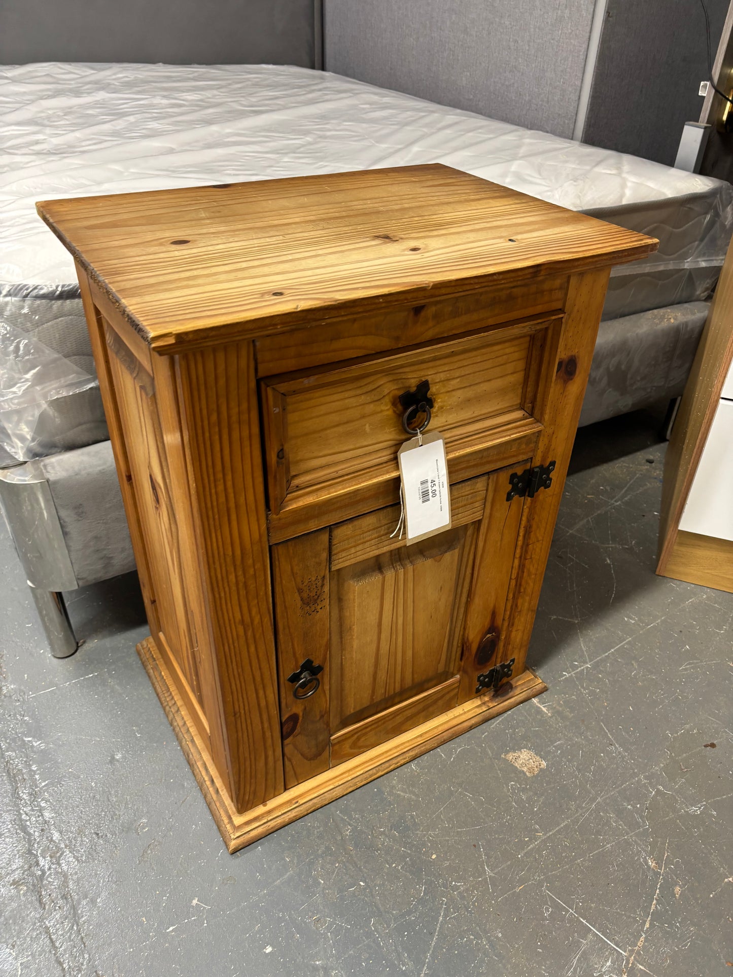 Waxed pine 1 door 1 drawer bedside locker  43608