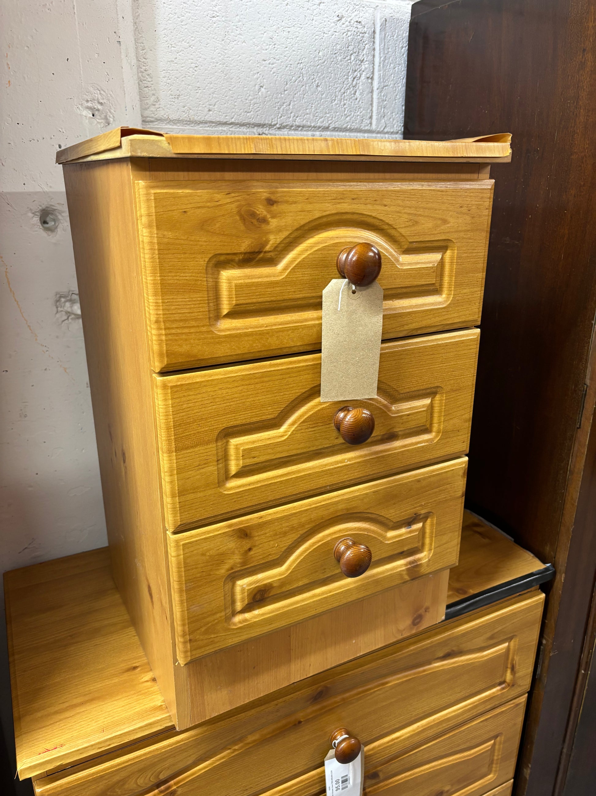 Pine laminate 3 drawer bedside locker 2226