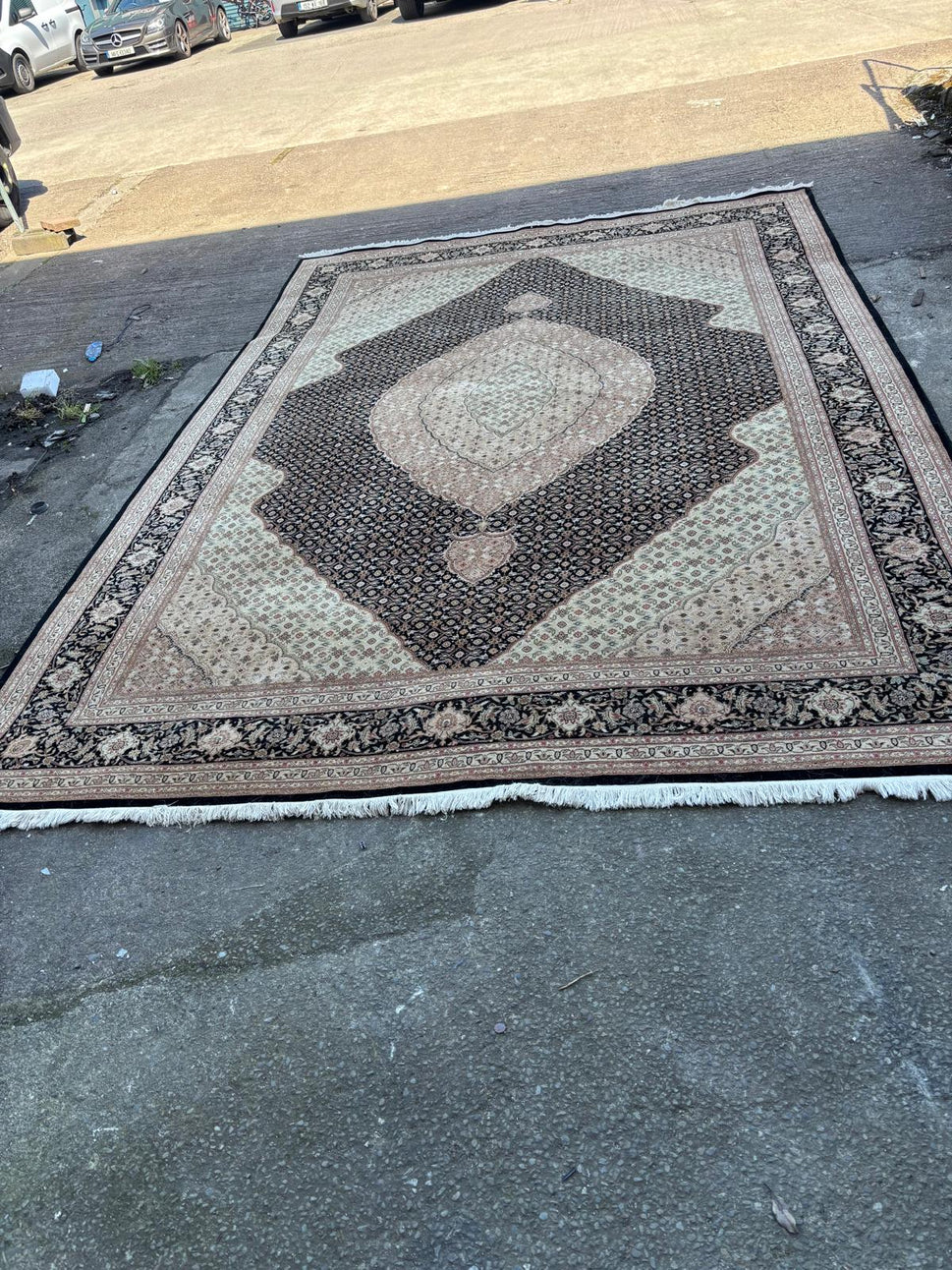 Large persian wool mix rug 43630