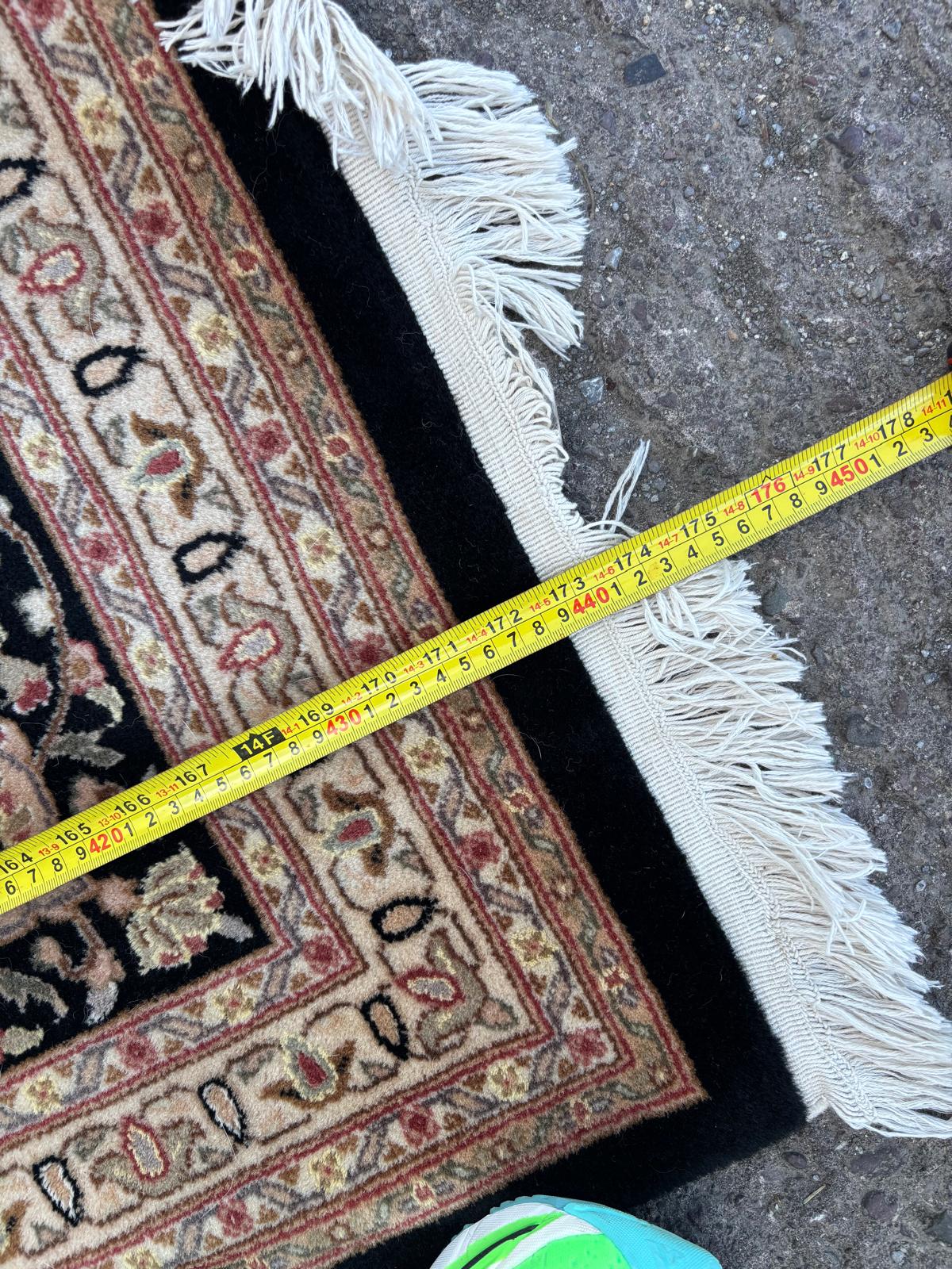 Large persian wool mix rug 43630