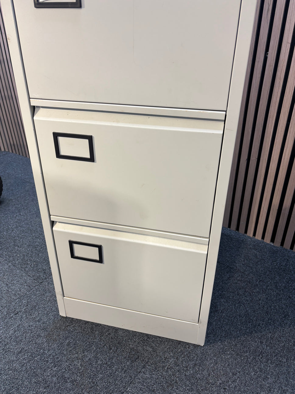 Triumph silver metal 4 drawer filing cabinet