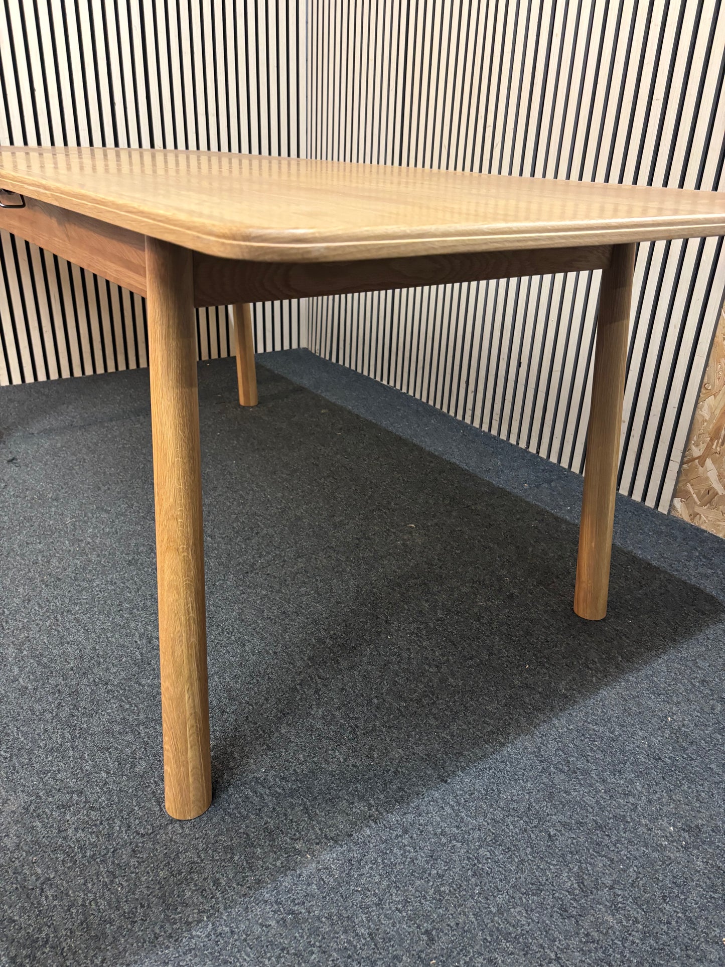 Natural oak large extendable dining table with oak legs 150Lx72Hx90d 43540