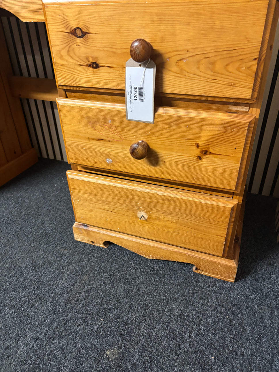 Solid pine 6 drawer dressing table with dresser mirror (H 70 x W 143 x D 42 cm) 43637
