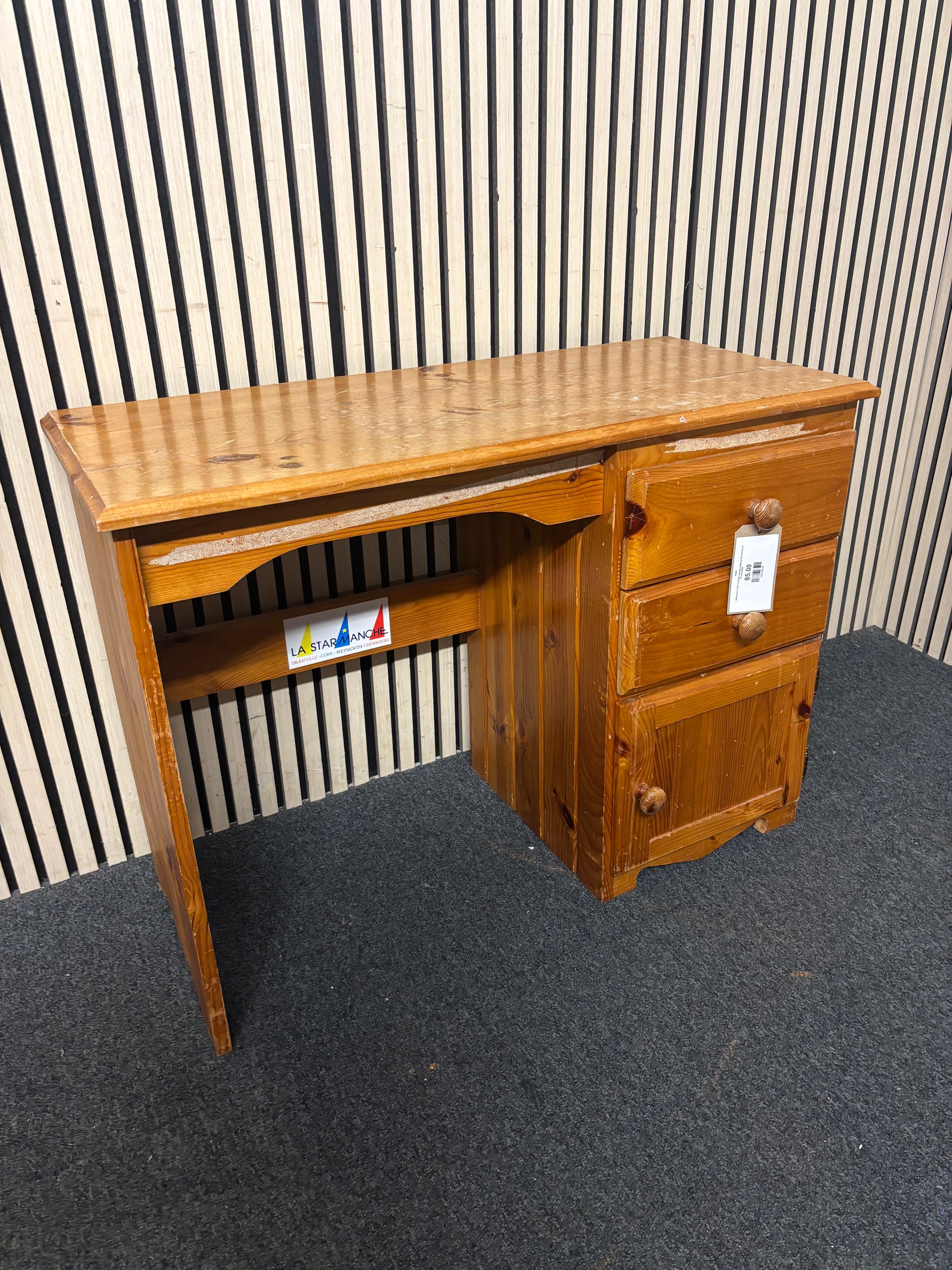 Solid pine 1 door 2 drawer dressing table (H 69 x W 94 x D 42 cm) 43643