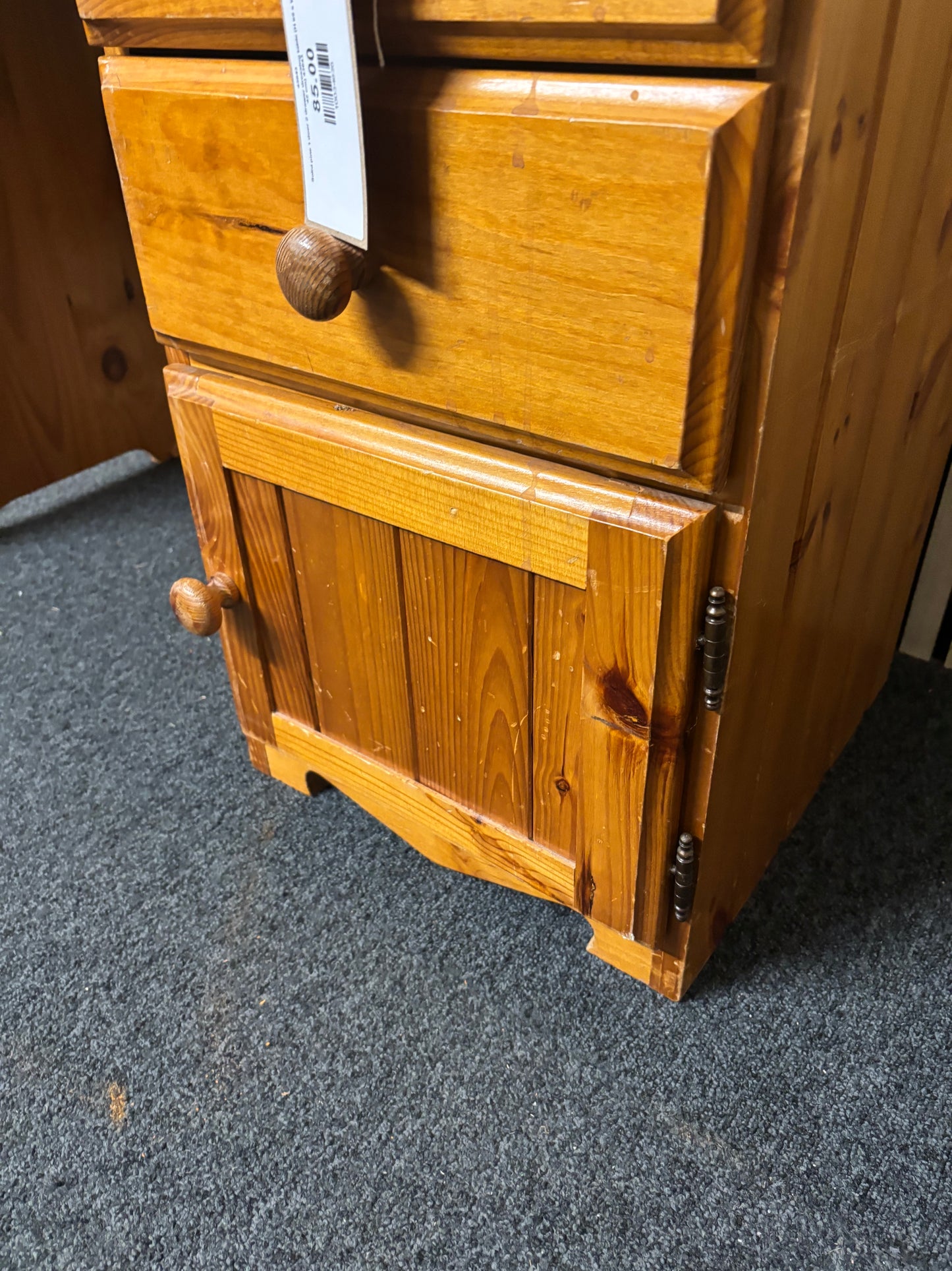 Solid pine 1 door 2 drawer dressing table (H 69 x W 94 x D 42 cm) 43643