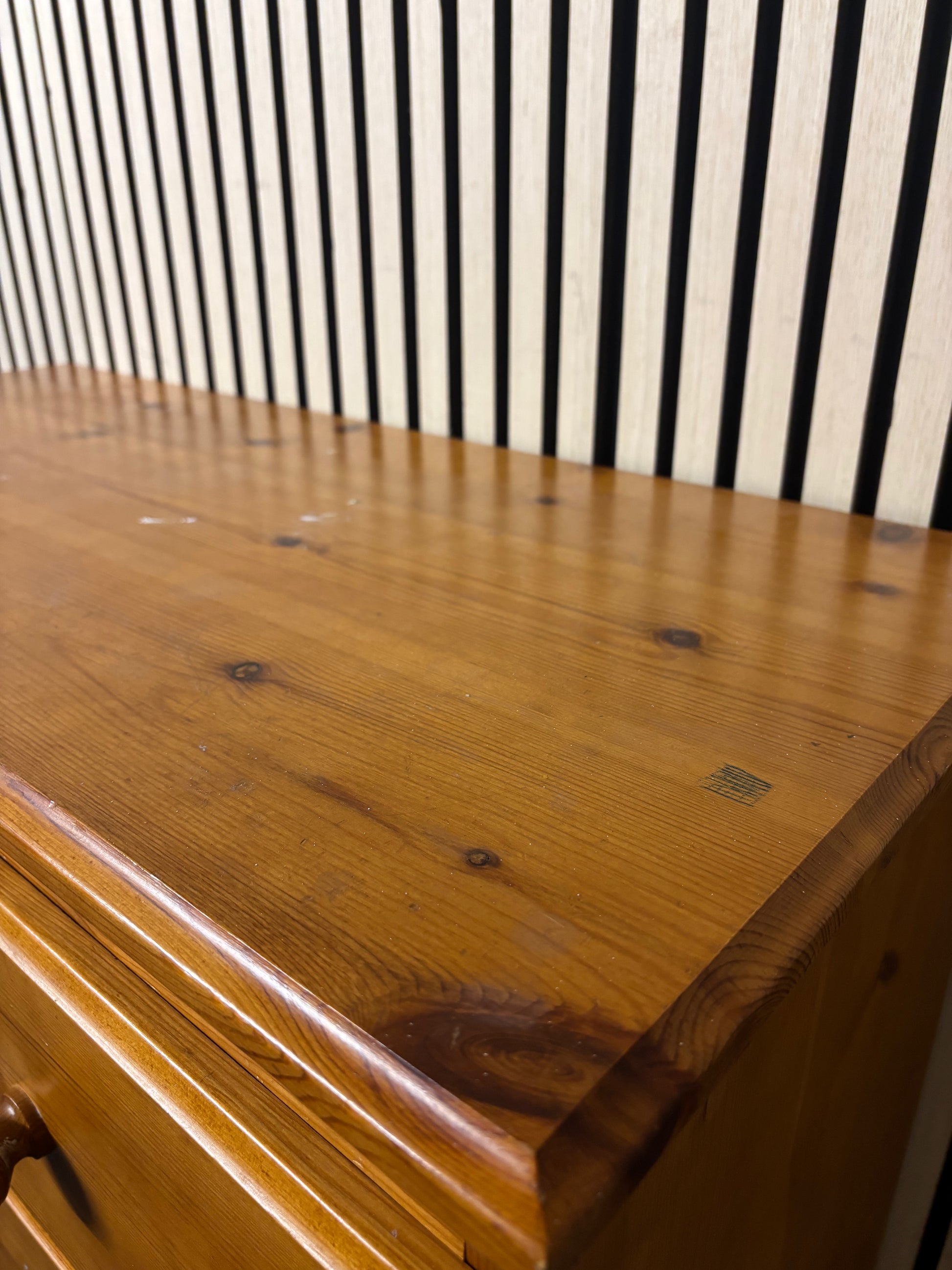 Solid pine 3+2 chest of drawers (H 98 x W 93 x D 40 cm) 43640