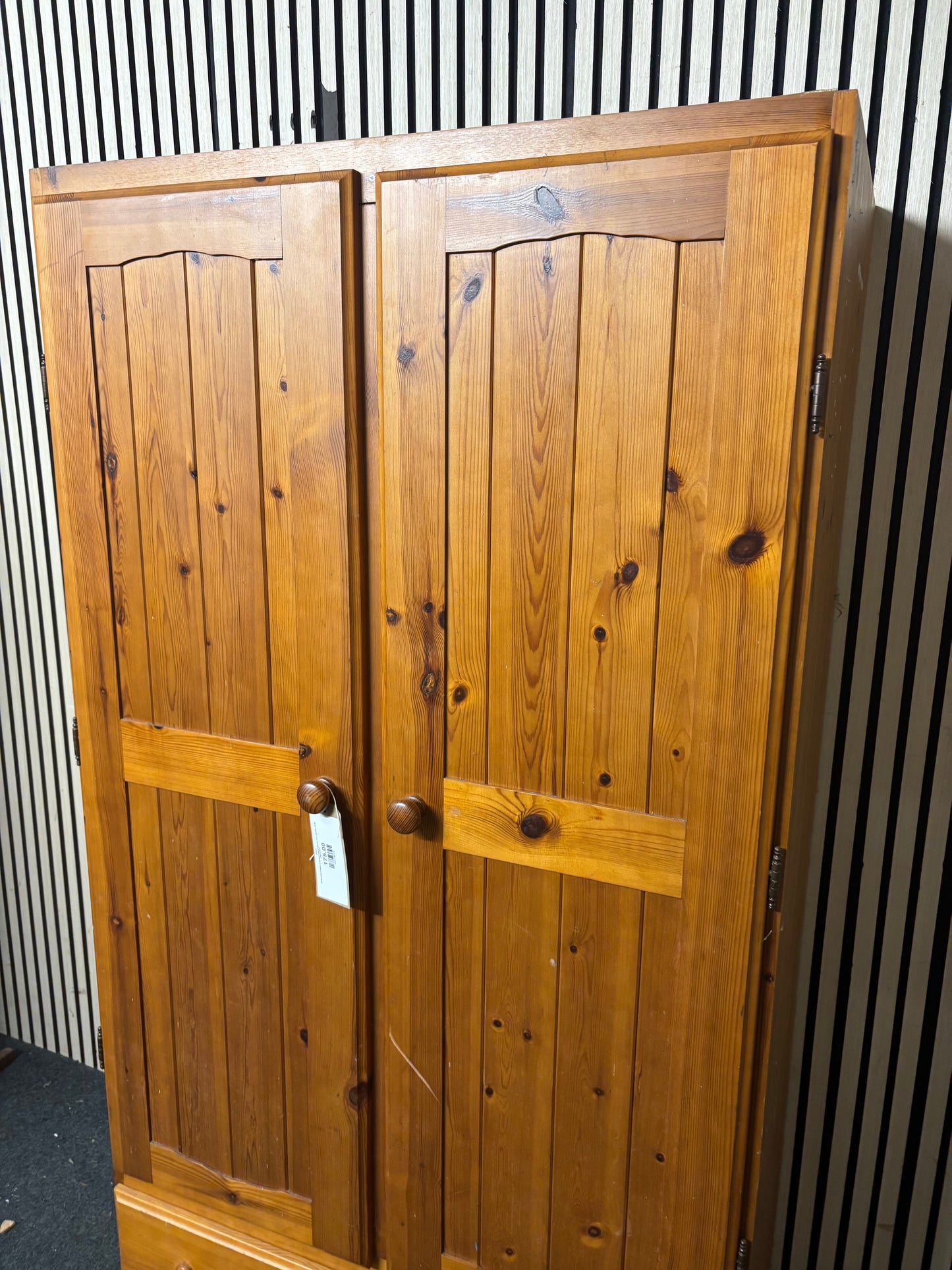 Solid pine 2 door 2 drawer wardrobe (H 177 x W 89 x D 51 cm) 43641