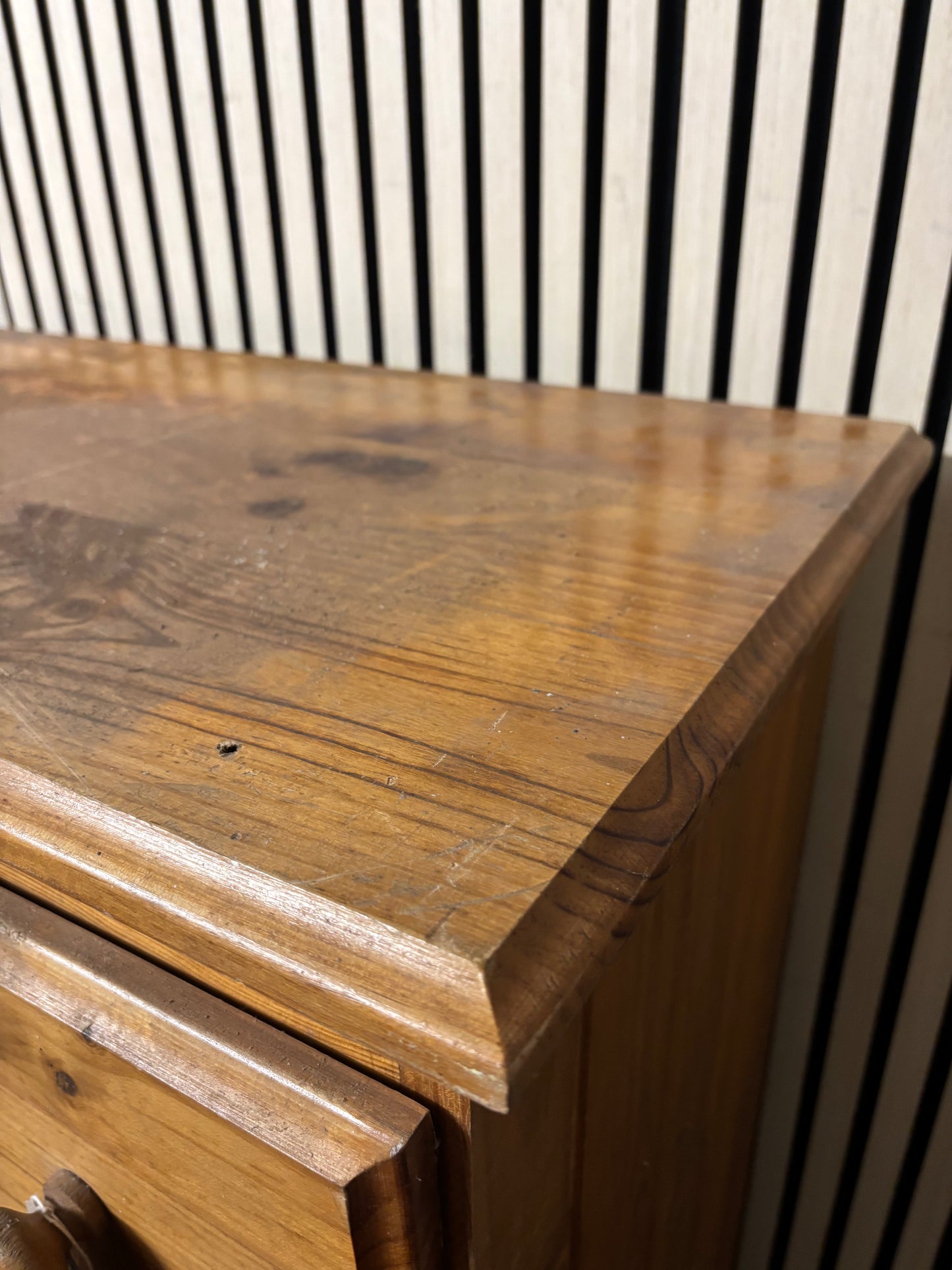 Solid pine 4 drawer chest of drawers (H 100 x W 91 x D 42 cm) 43642