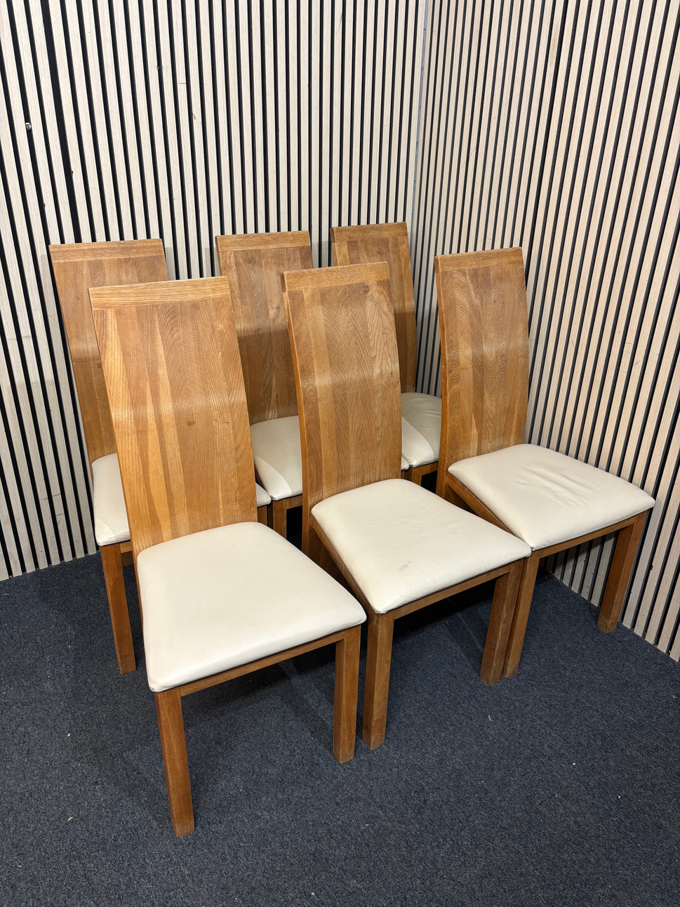 Solid oak curved dining chair with cream leatherette seat (SET OF 6) 43668