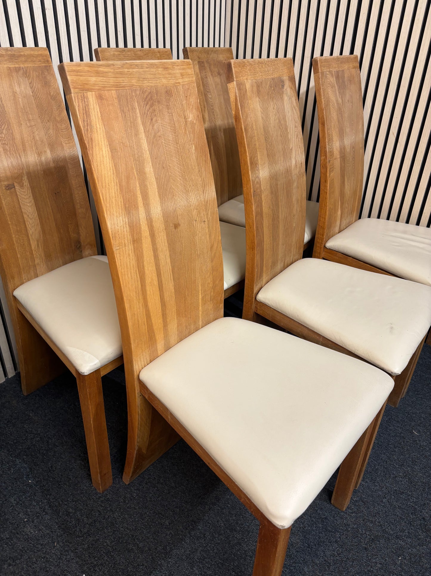 Solid oak curved dining chair with cream leatherette seat (SET OF 6) 43668