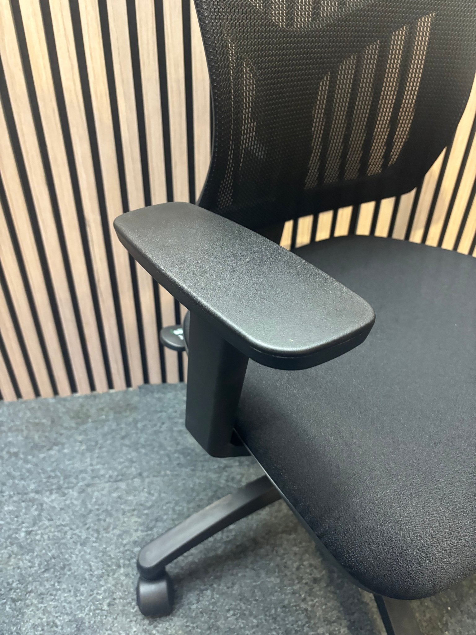 Altino black mesh back, black seat with height adjustable arms