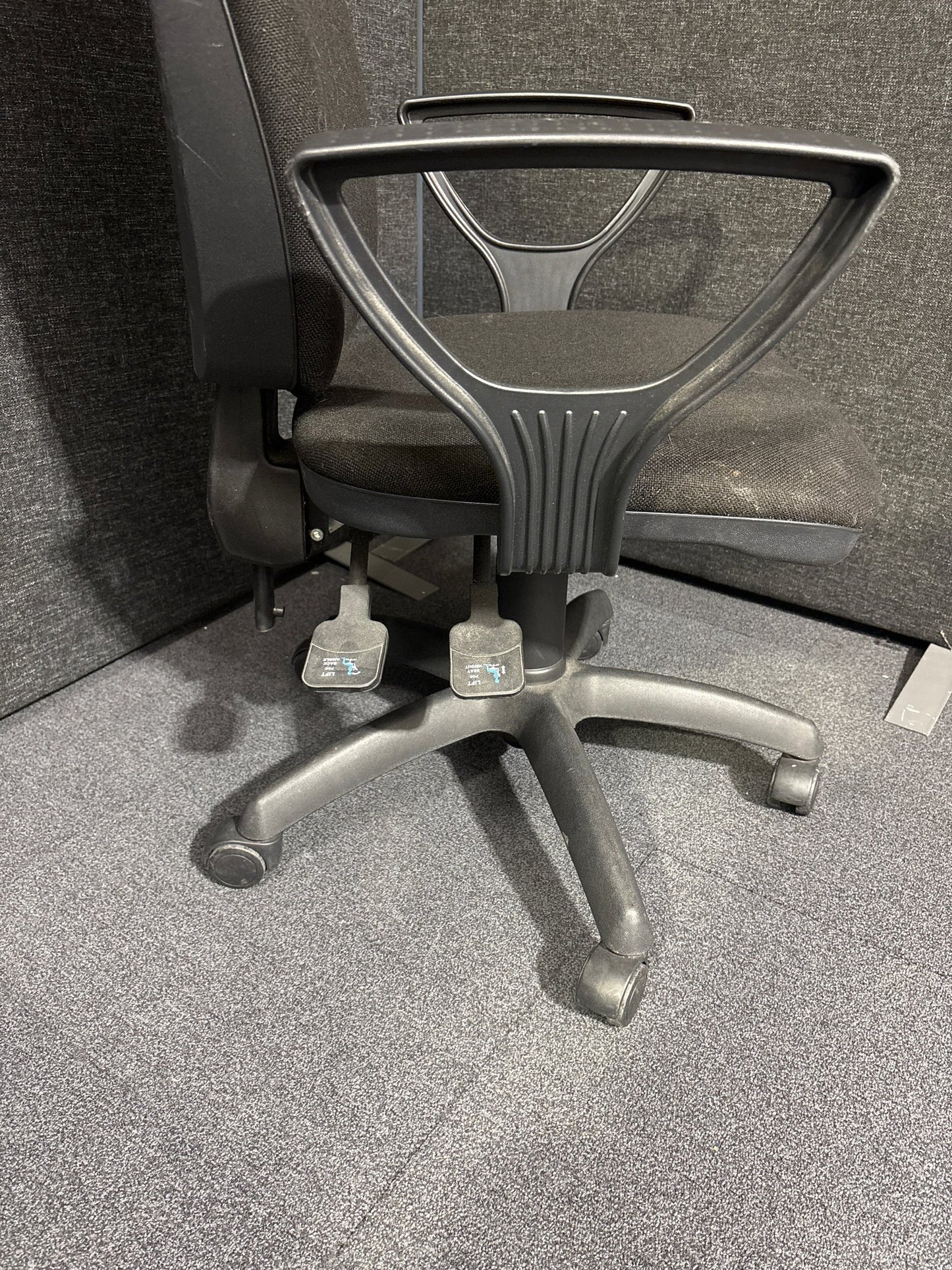 Second Hand black fabric swivel chair with fixed loop arms