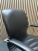 Switch Black leatherette solid metal framed meeting chair with arms 3 image