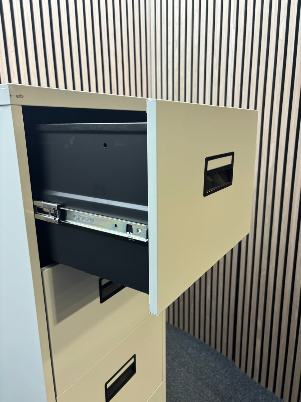 Grey metal 4 drawer filing cabinet