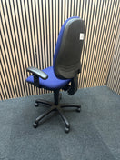Blue upholstered task chair with armrests second hand  J3917
