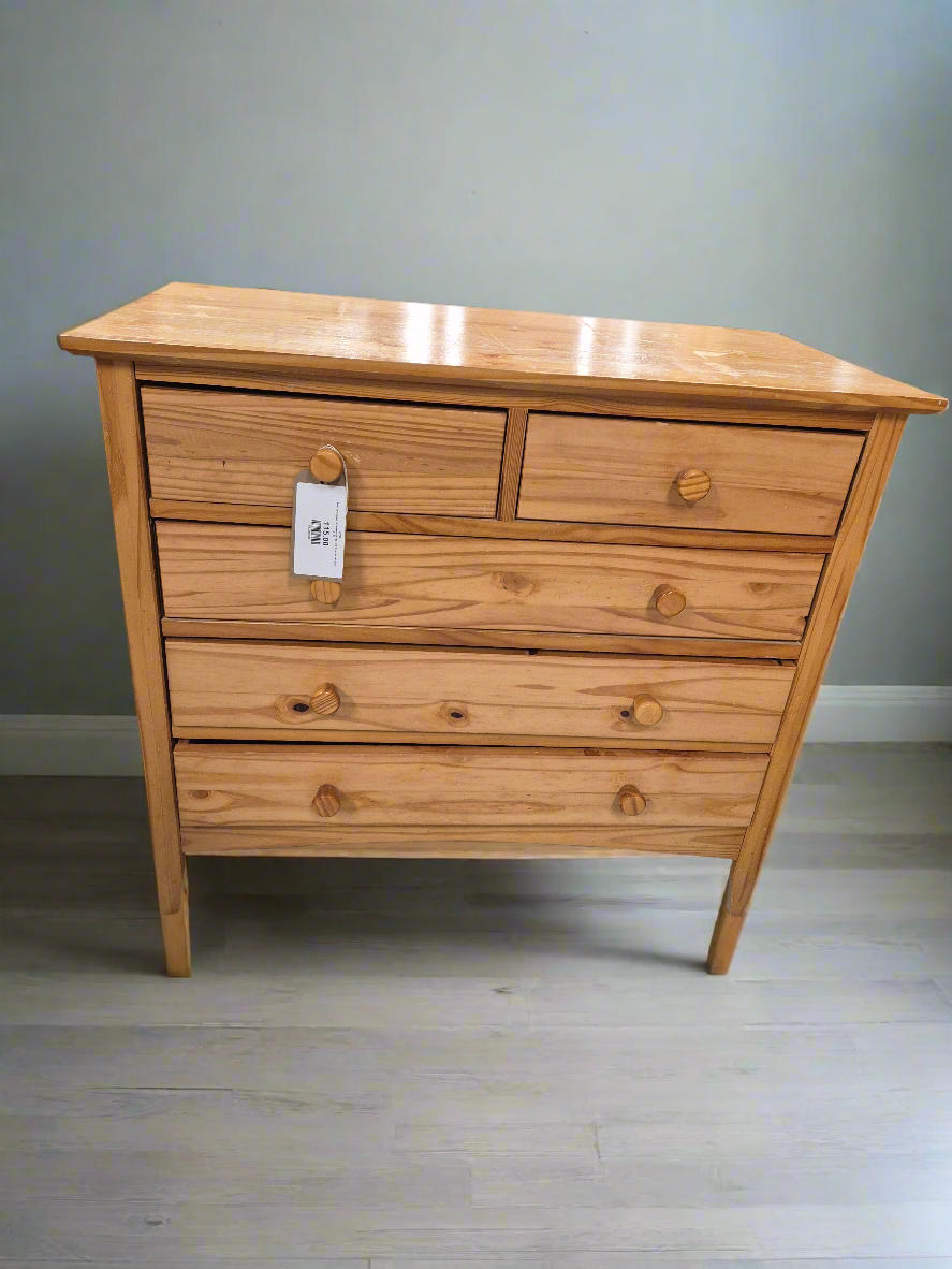 Solid pine chest of Drawers H 790  x W 910 x D 385 mm 2125