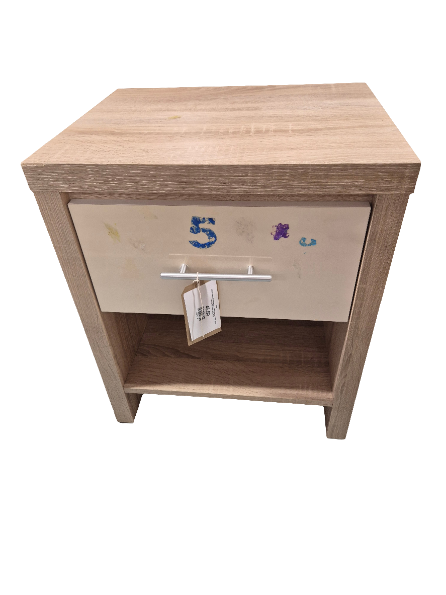 Maple laminate bedside locker with shelf and white gloss door H 570 W 480 D390  2125