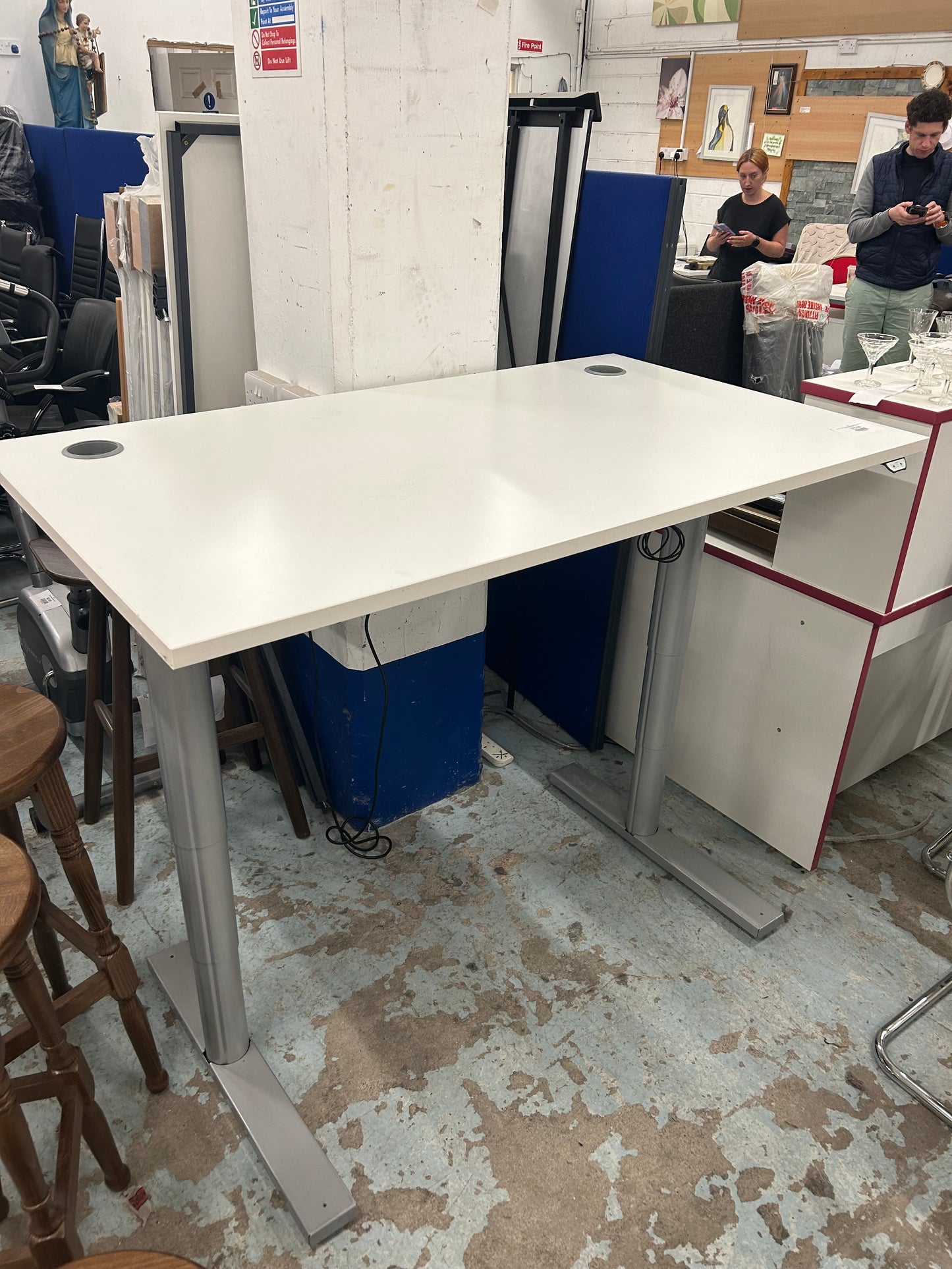 Electric Walnut top EDIT height adjustable frame desk  Q2123