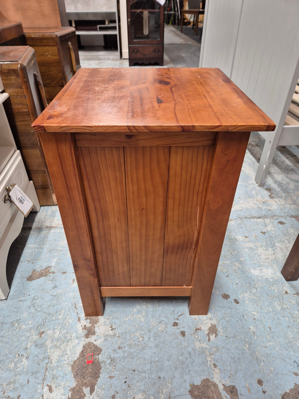 Natural pine 1 drawer 1 shelf bedside locker H 600 x W 420 x D 410 mm  3125