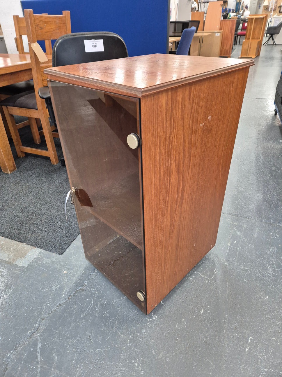 Teak stained 1 door smoked glass stereo unit 440 h 910 D 530 2125