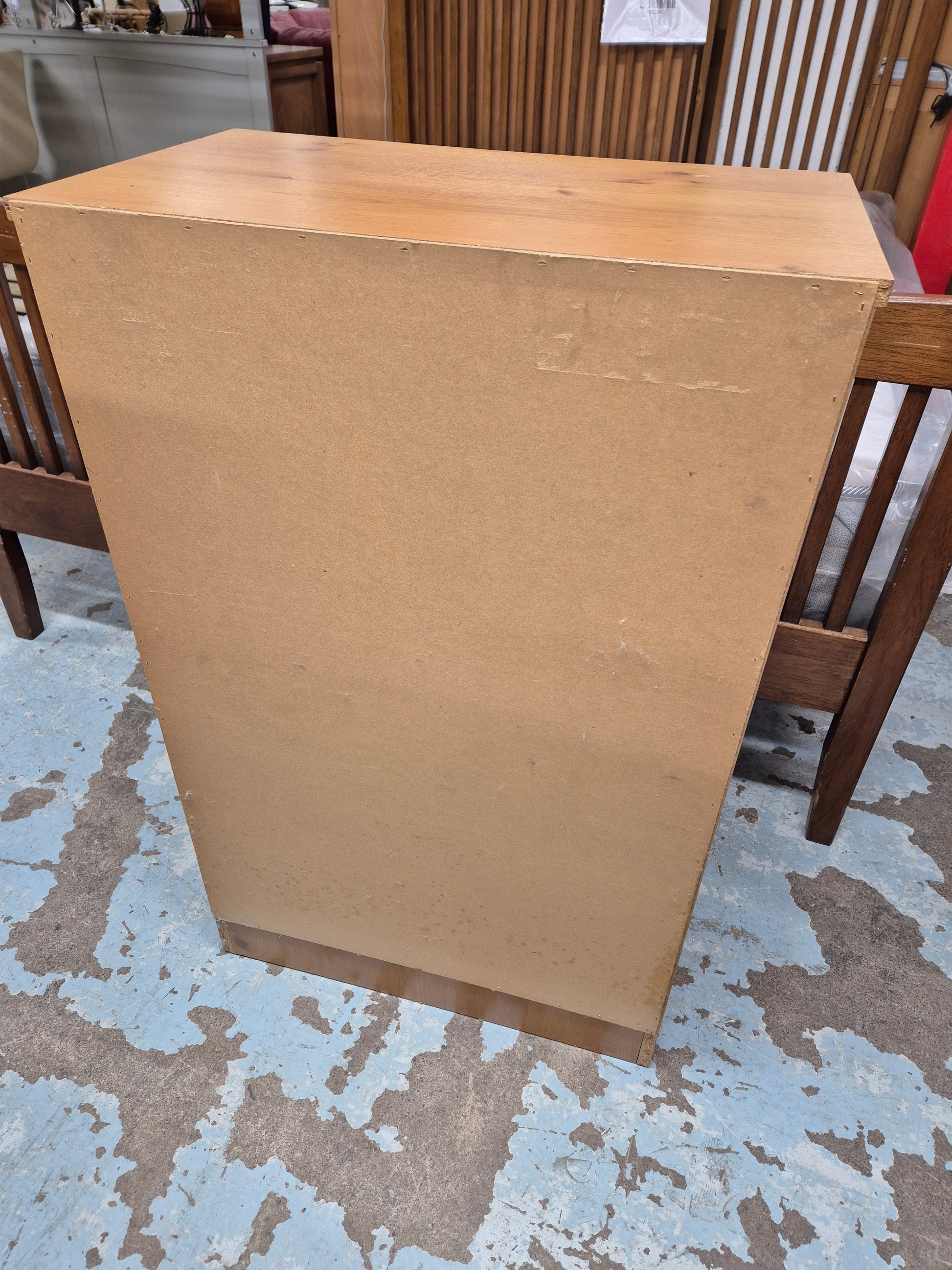 Pine laminate tall 5 drawer chest H 970 x W 610 x D 390 mm 3125
