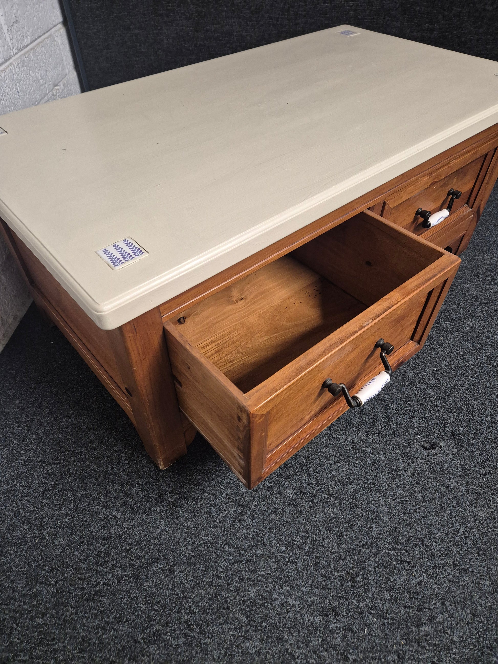 Solid pine rectangular white painted tiled top coffee table with drawers  (H 560 x W  450 x D 450 mm) 3125
