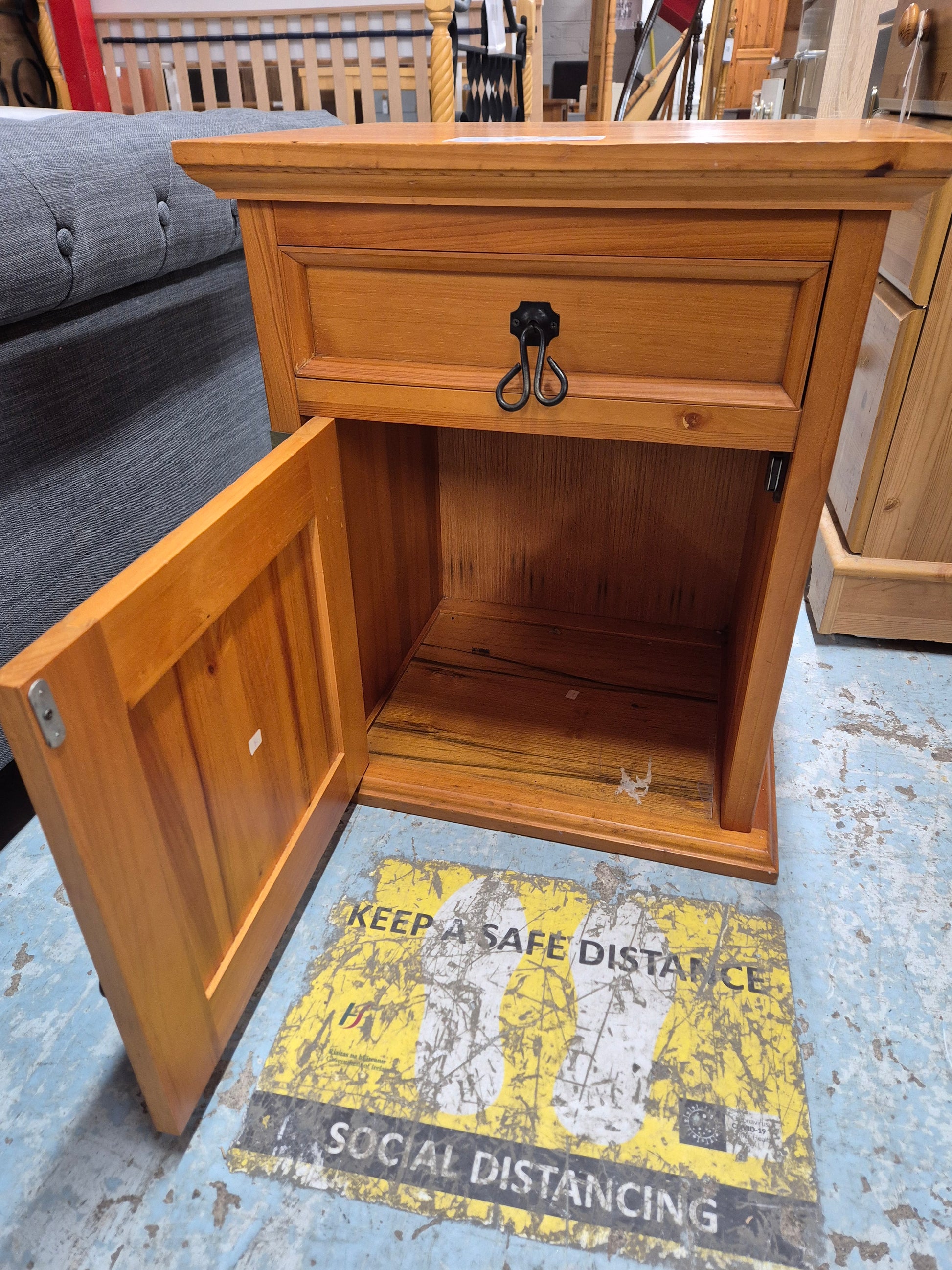 Solid pine 1 door 1 drawer bedside locker  2125