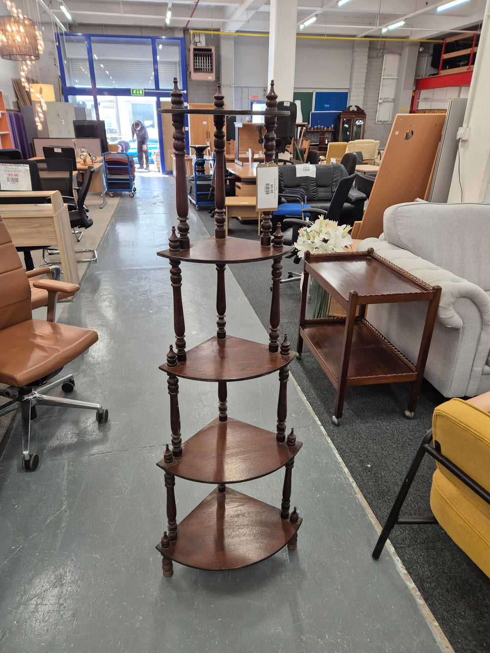 Tiered corner mahogany whatnot 2125