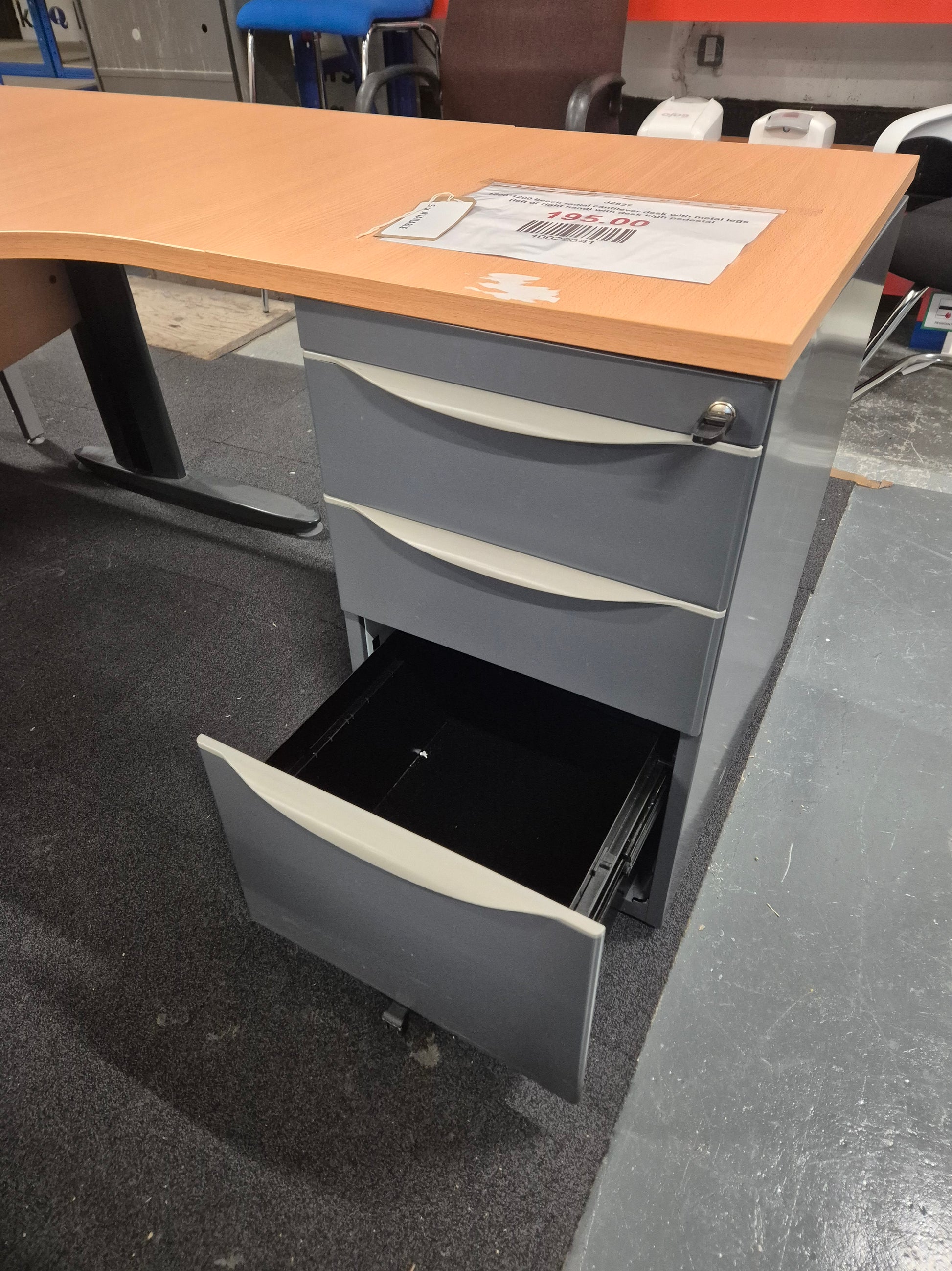 1600*1200 beech radial cantilever desk with metal legs (left or right hand) with desk high pedestal