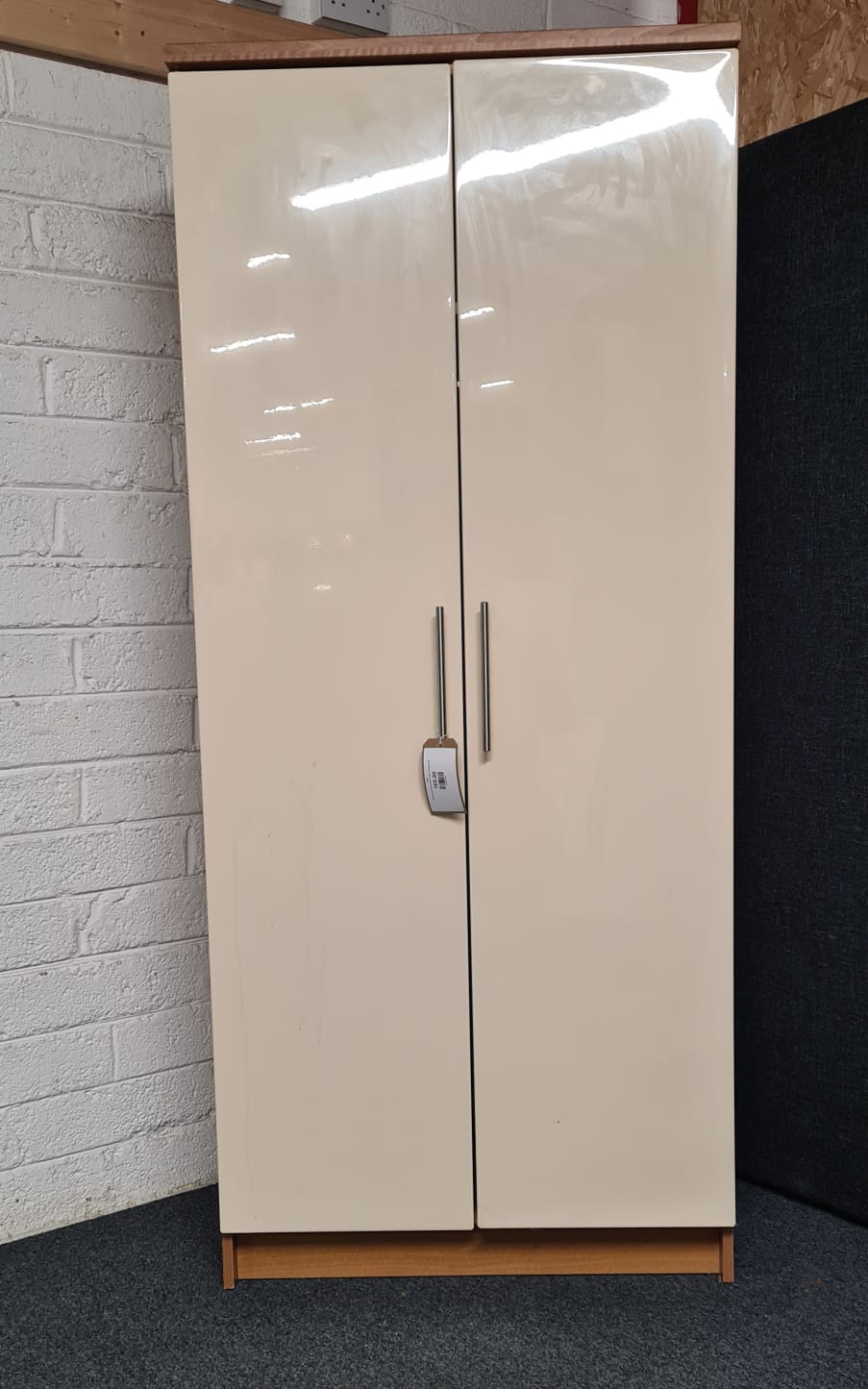 Walnut and white laminate 2 door wardrobe 1225