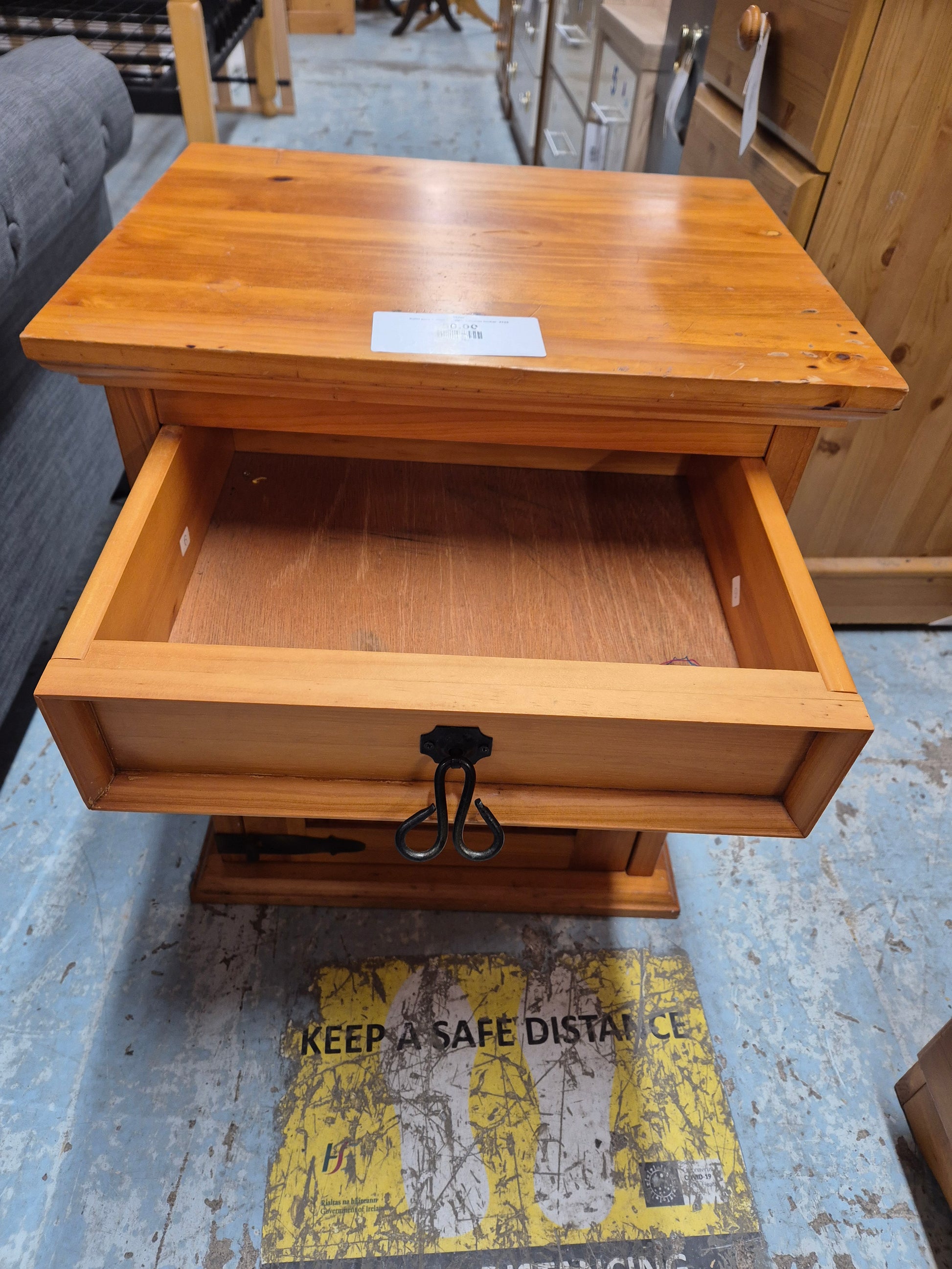 Solid pine 1 door 1 drawer bedside locker  2125