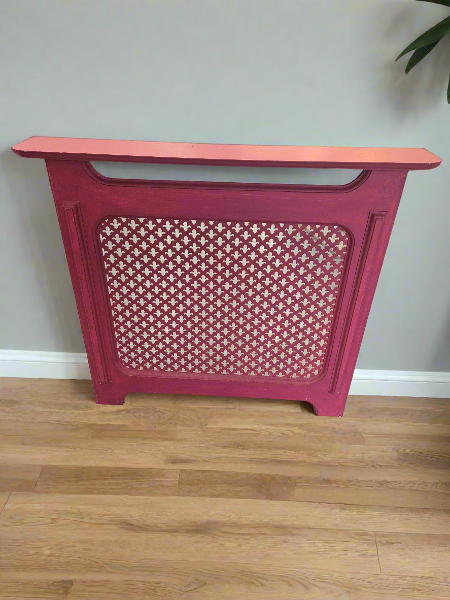 Red painted small radiator cover 3125