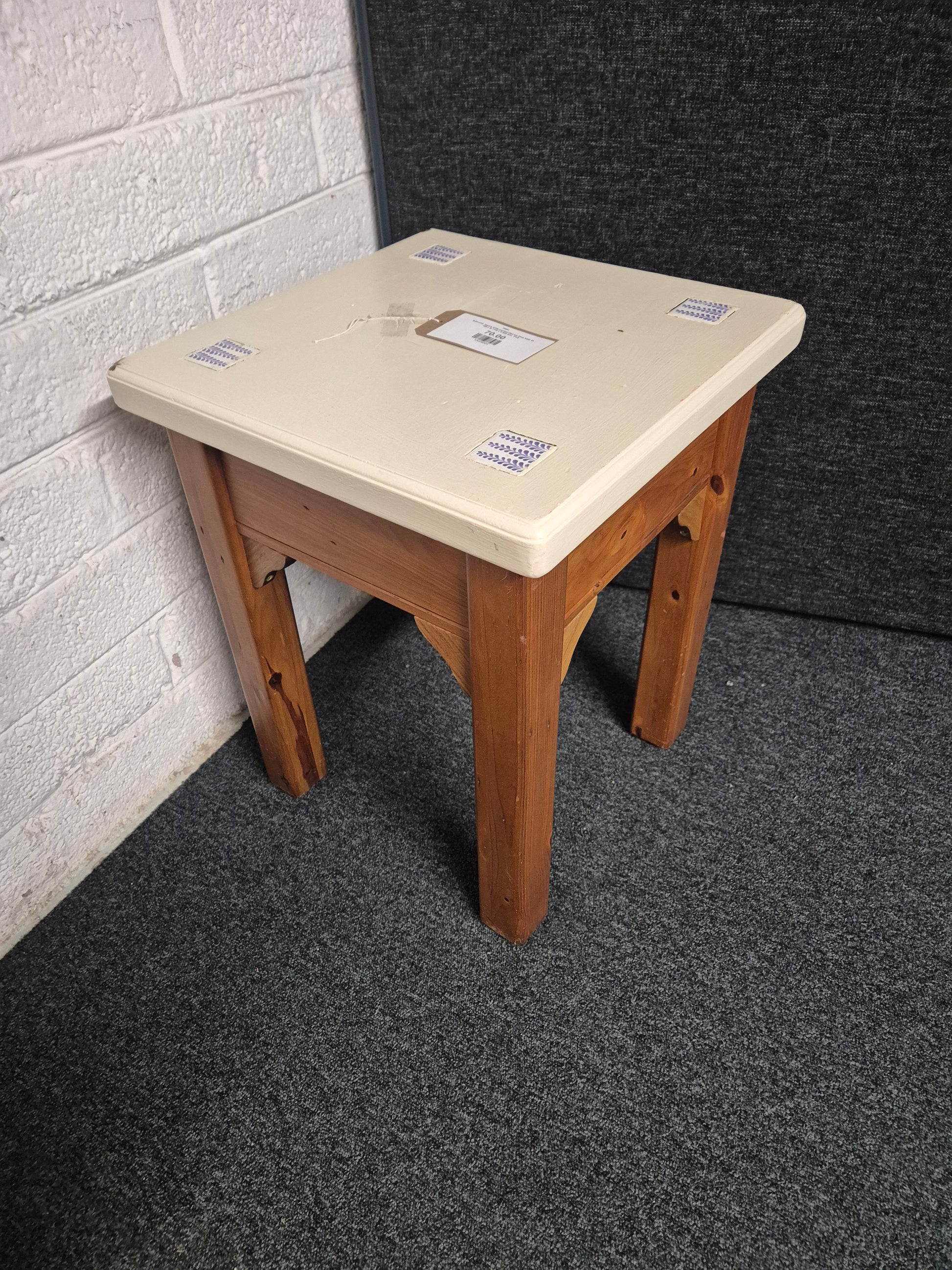 Solid pine, square white painted tiled top lamp table (H 400 x W 1100 x D 600 mm)  3125