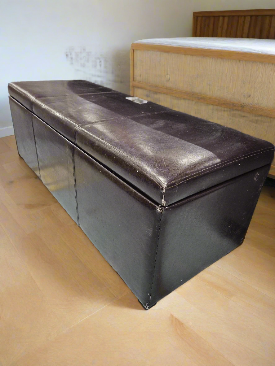 Brown Leatherette Blanket Box 2125