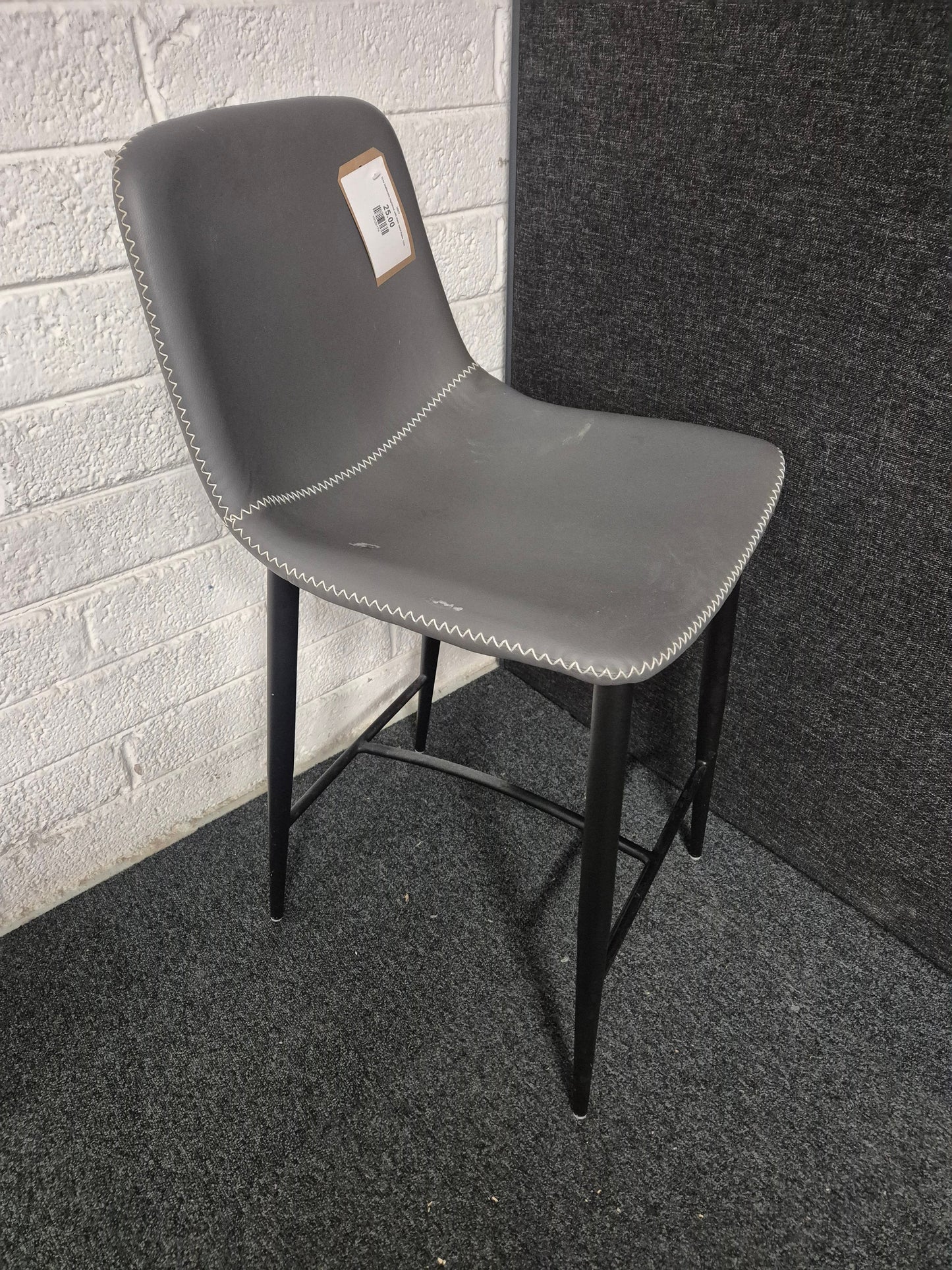 Grey leatherette highstool with black metal frame  1225