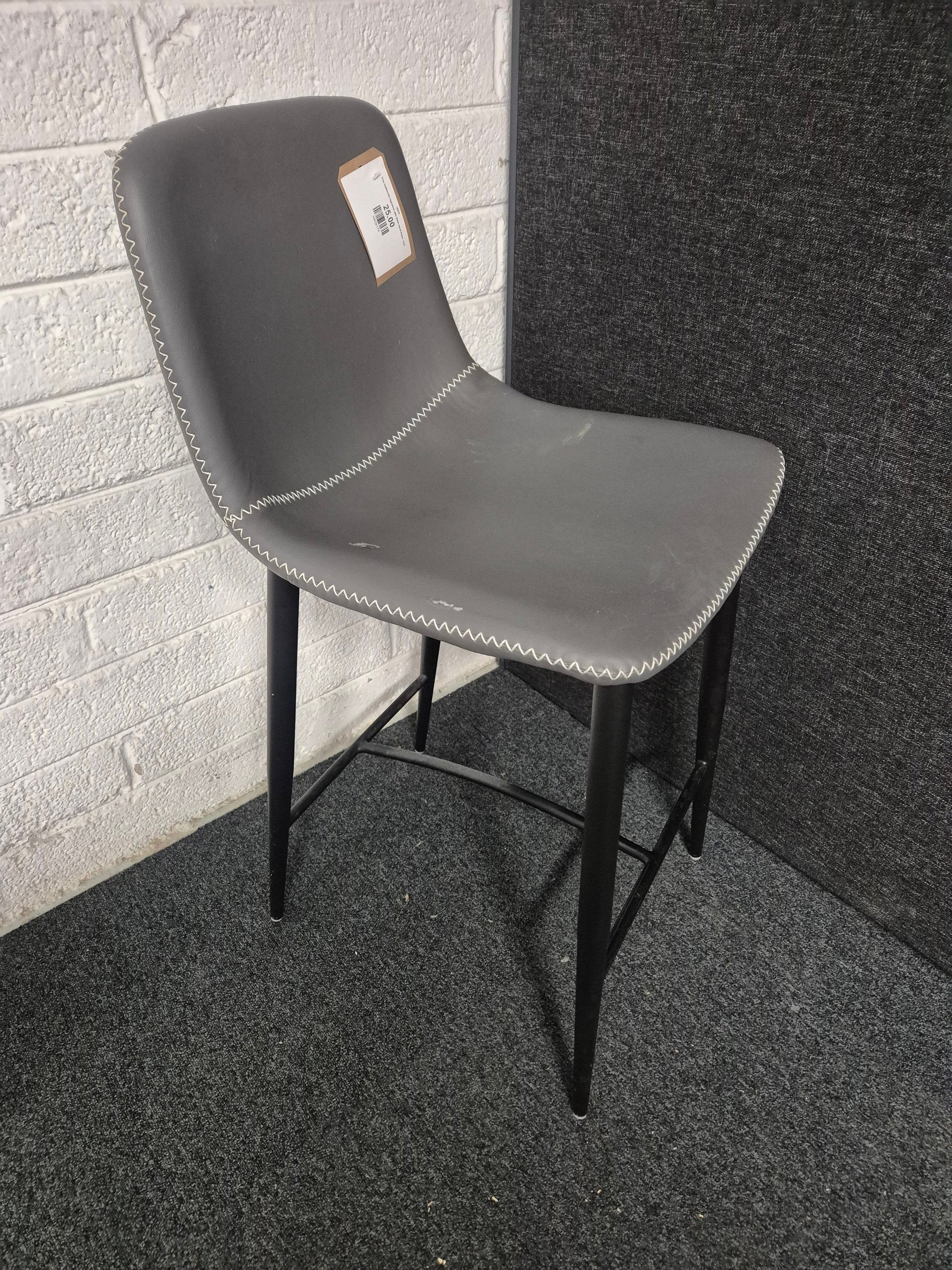Grey leatherette highstool with black metal frame  1225