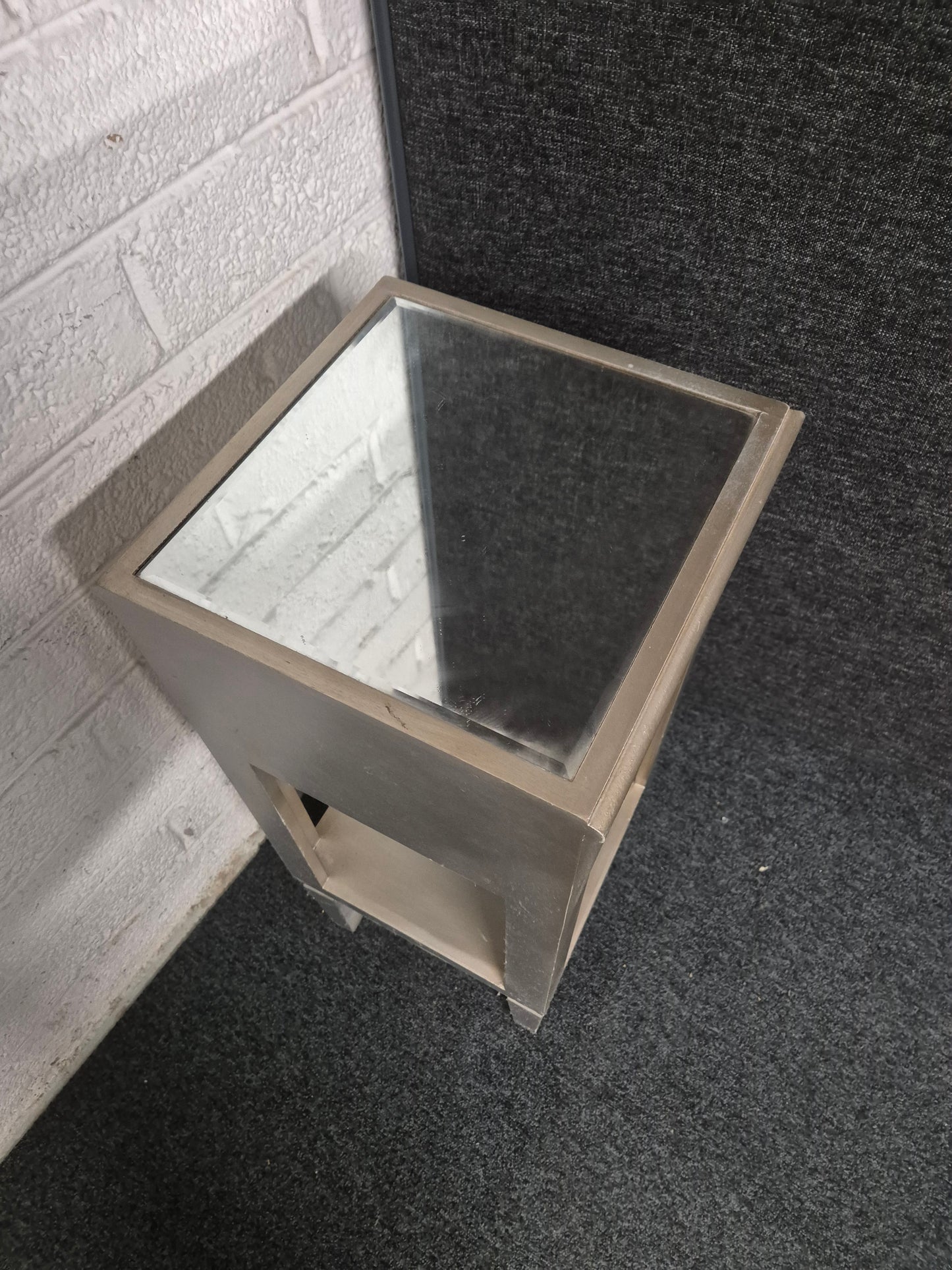 Ornate 1 drawer grey slim lamp stand 3125
