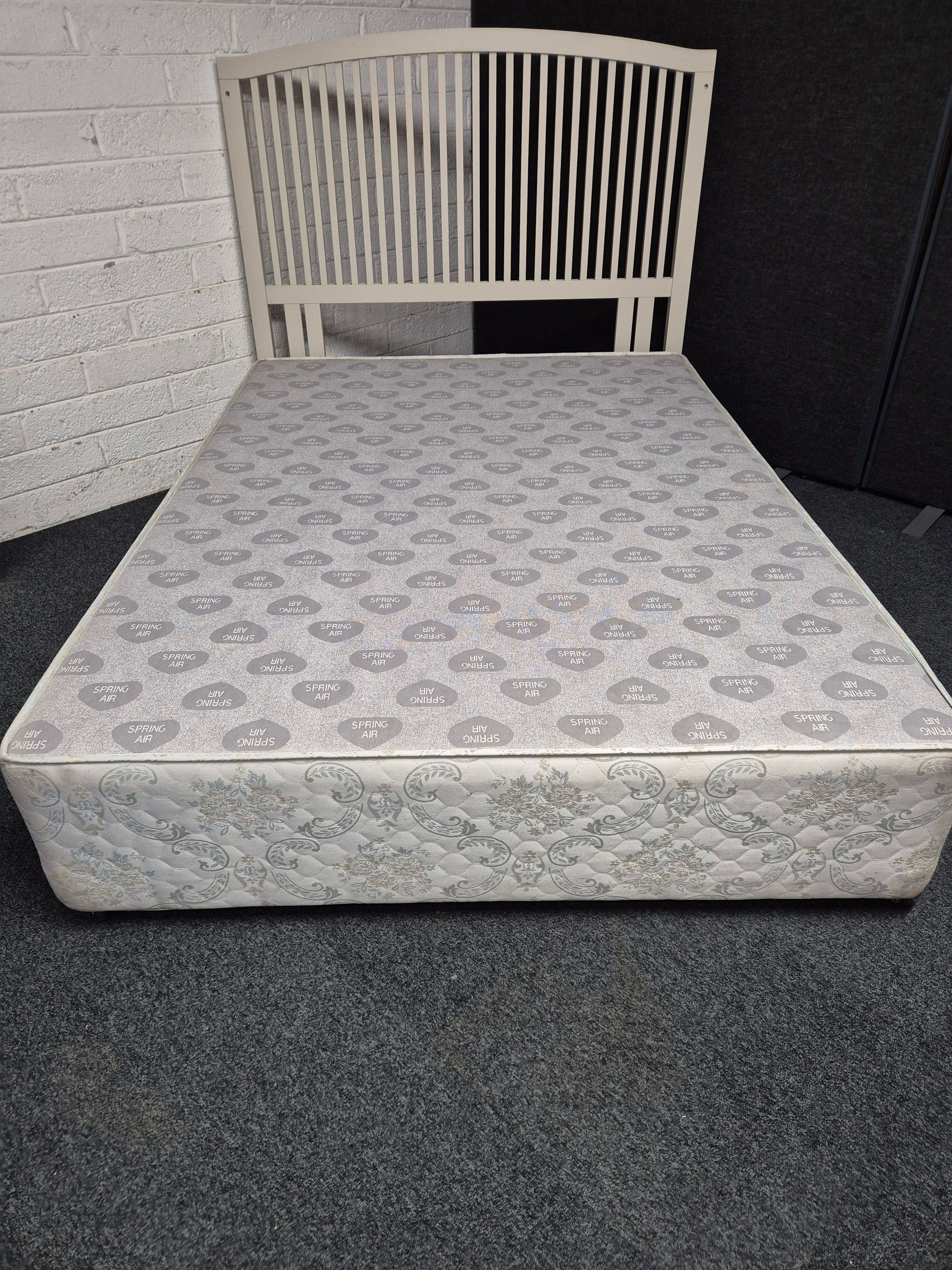 4ft6 solid pine headboard%A0 2125