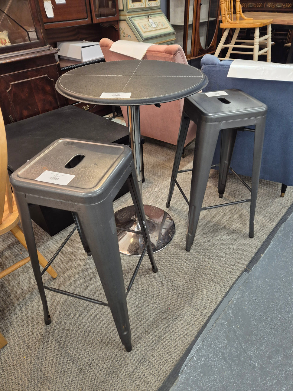 Leather top circular height adjustable table with metal base 4224