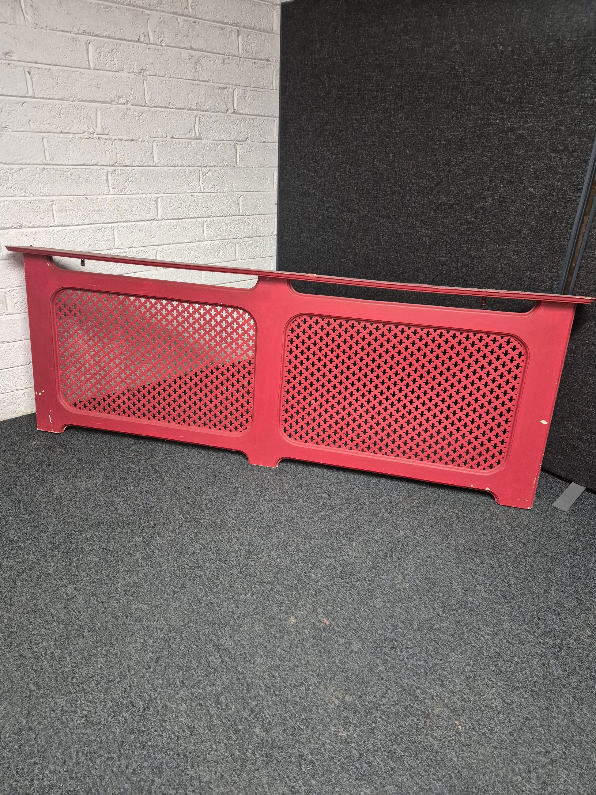 Red painted larger radiator cover  3125