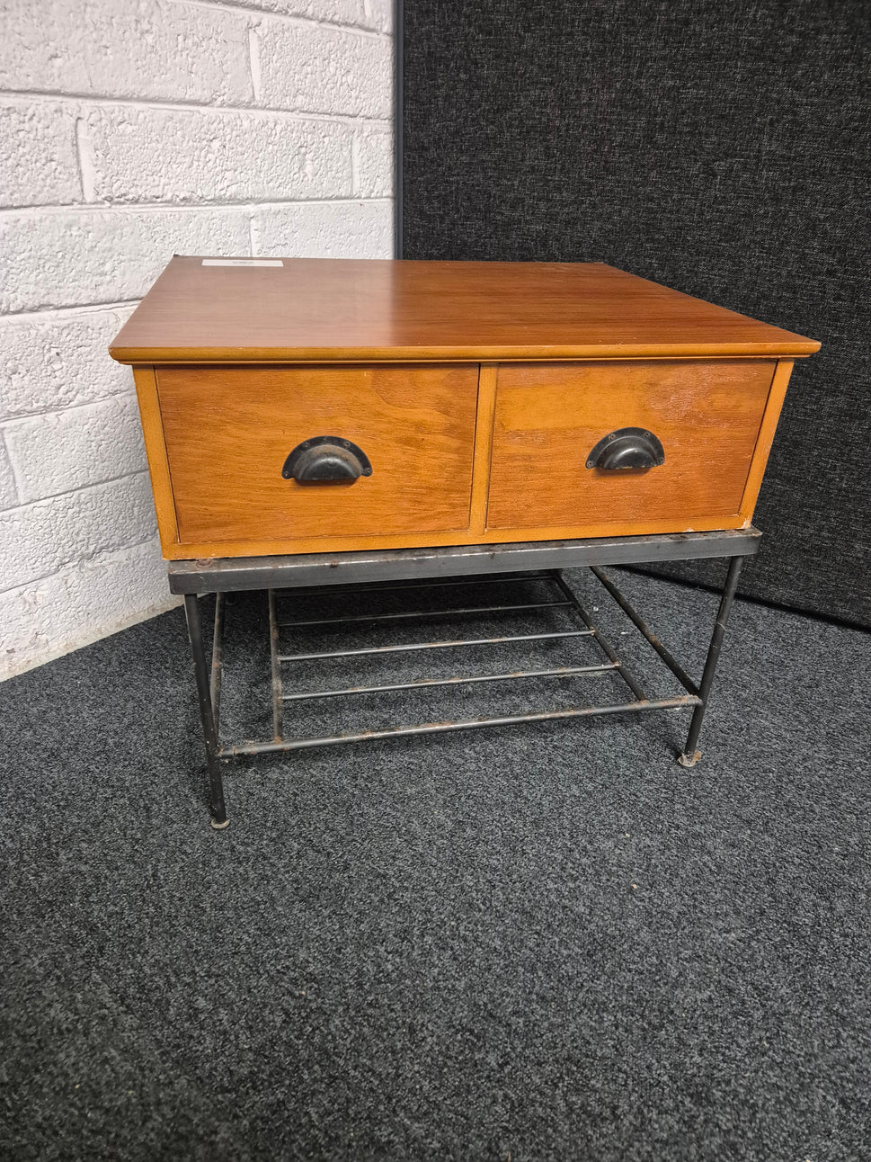 Pine laminate coffee table with 4 drawers and metal base 3125