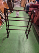 Switch Small solid wood towel holder 2 image