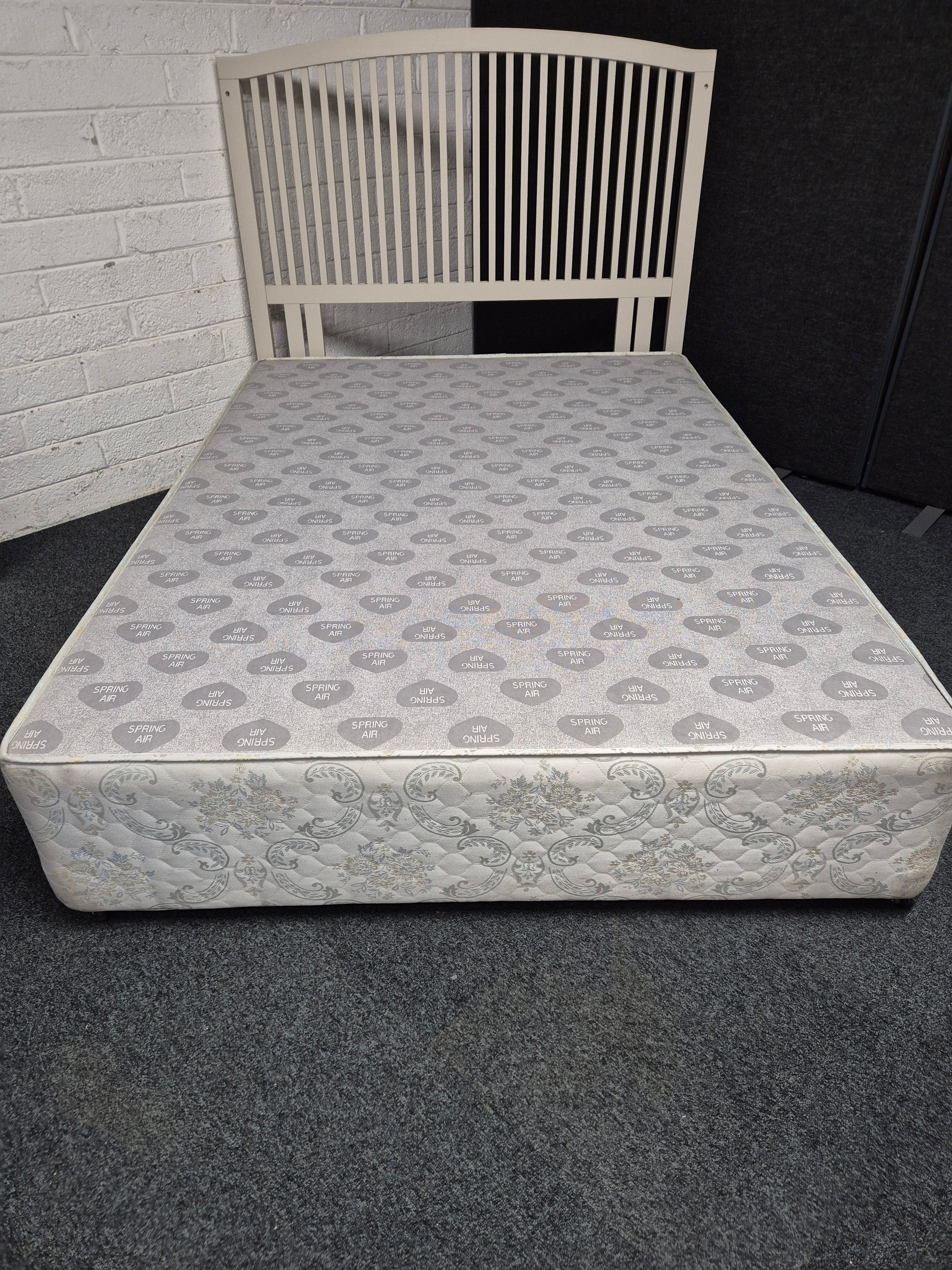 4ft6 solid pine headboard%A0 2125
