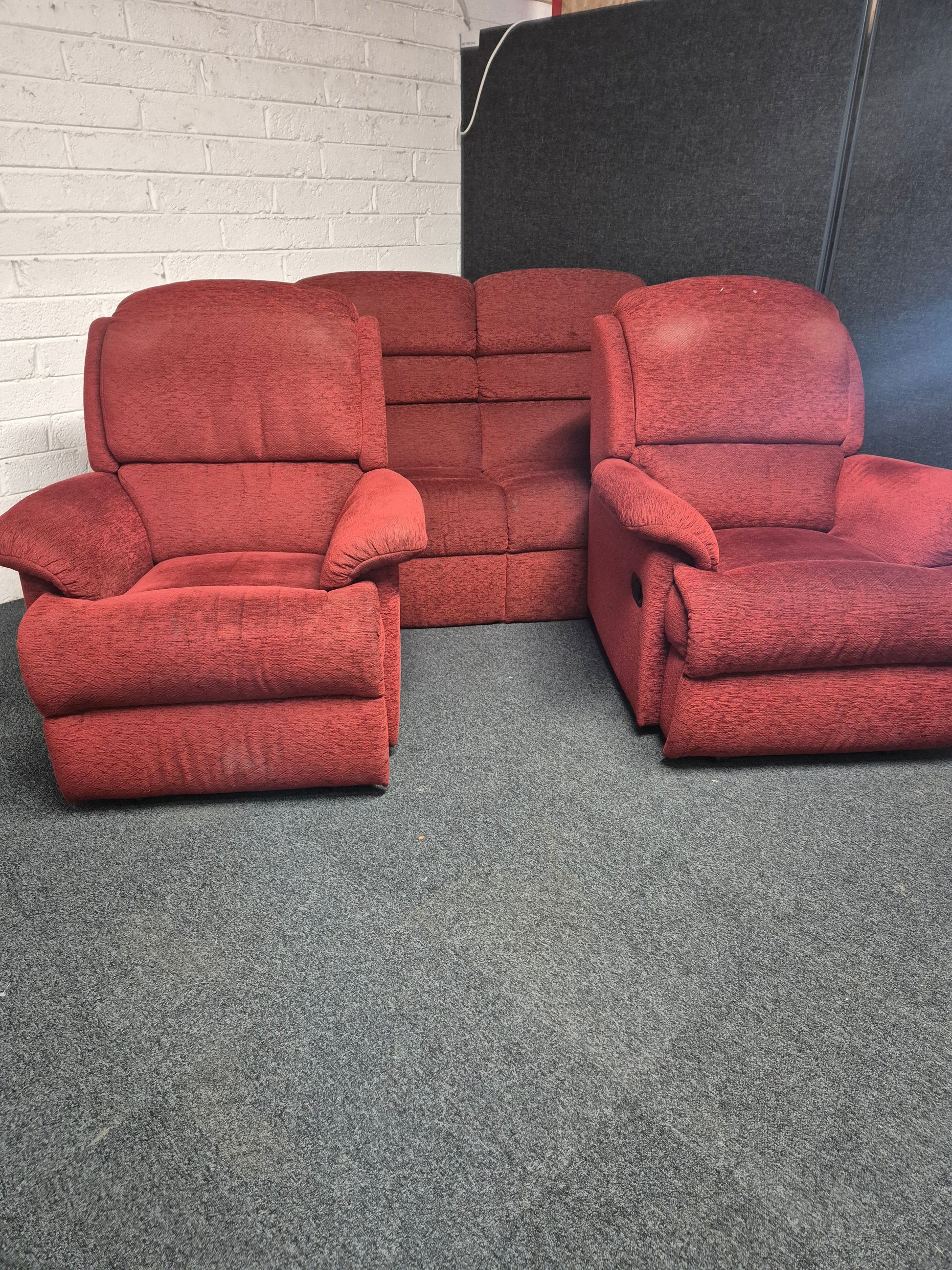 2+1+1 Wine fabric recliner set%A0 1225
