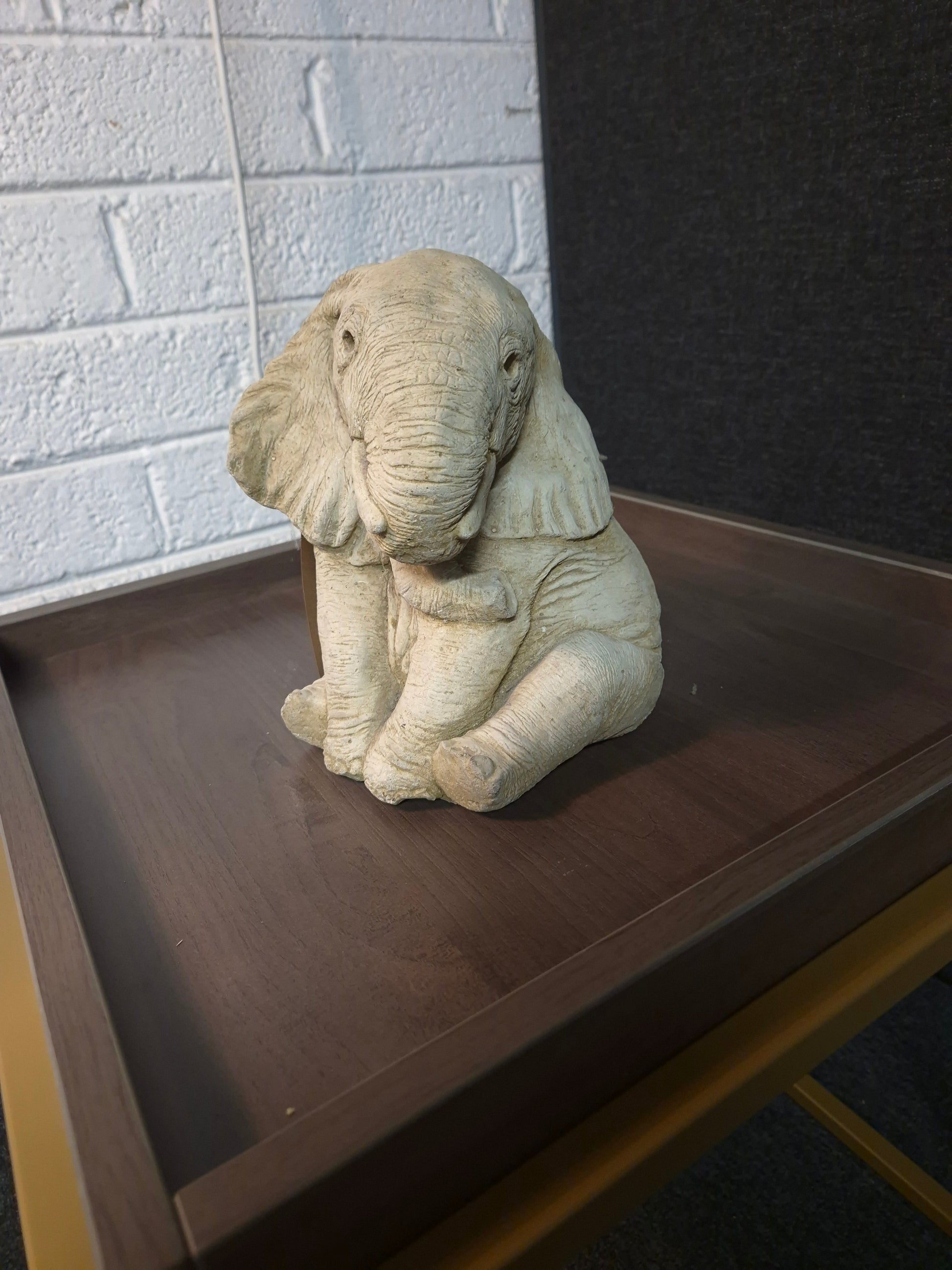 Grey Elephant ornament  1225