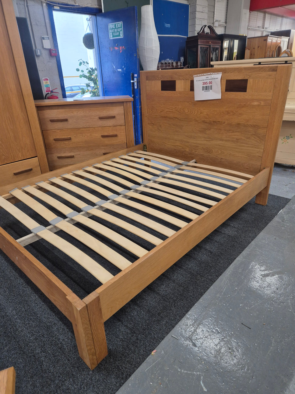 5ft solid oak high end bed frame with inlaid detail%A0
