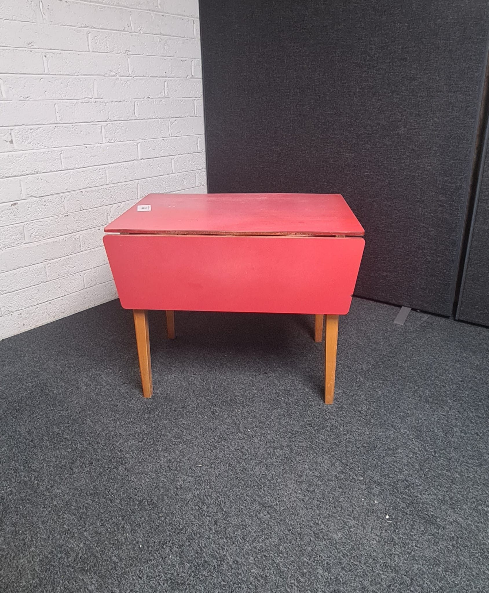 Red formica drop leaf square kitchen table L 1200 - 900 x D 600 H 740 mm  2125