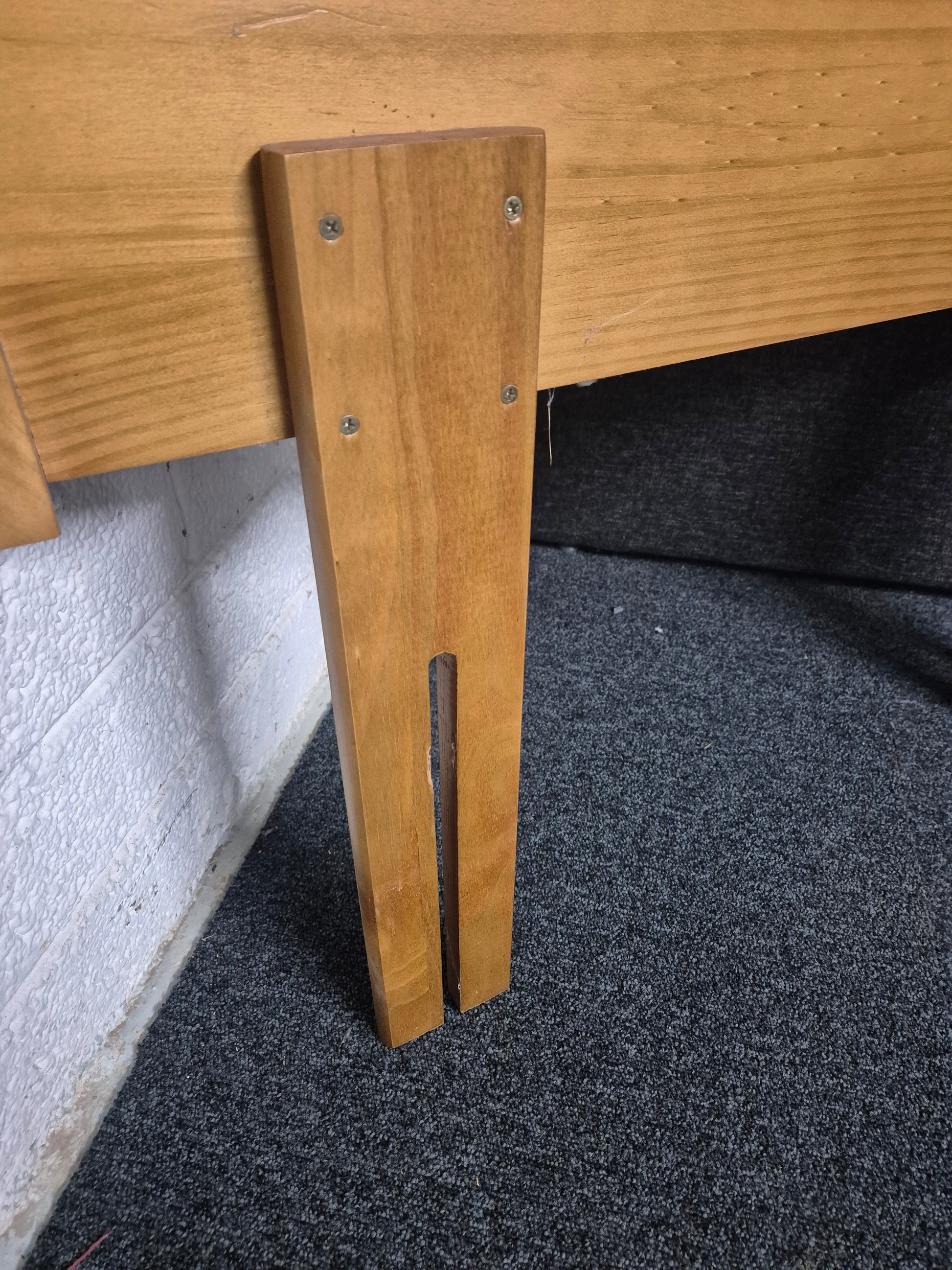 3ft solid pine headboard 3324