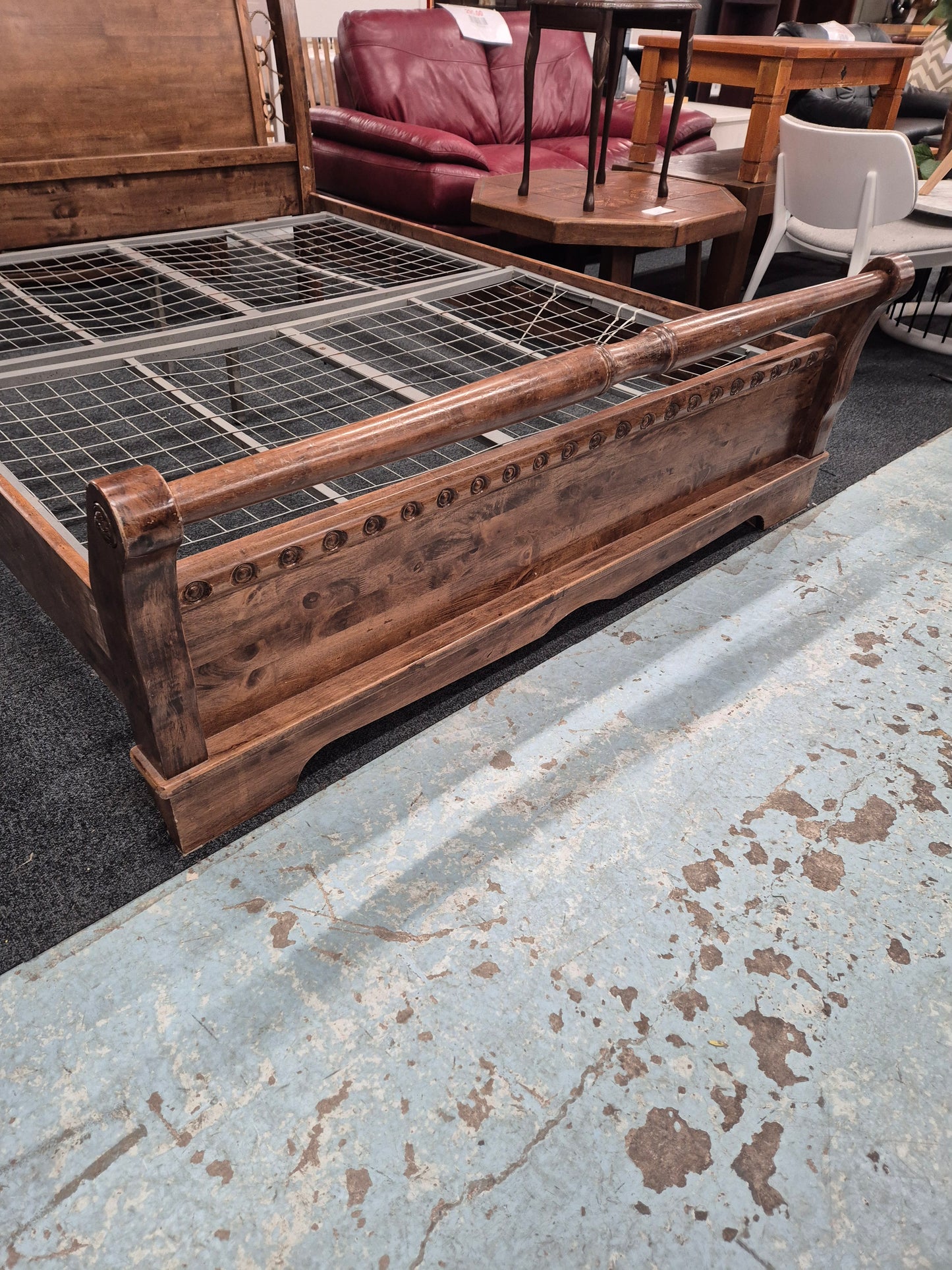 5ft solid dark wood stained bedframe 2125